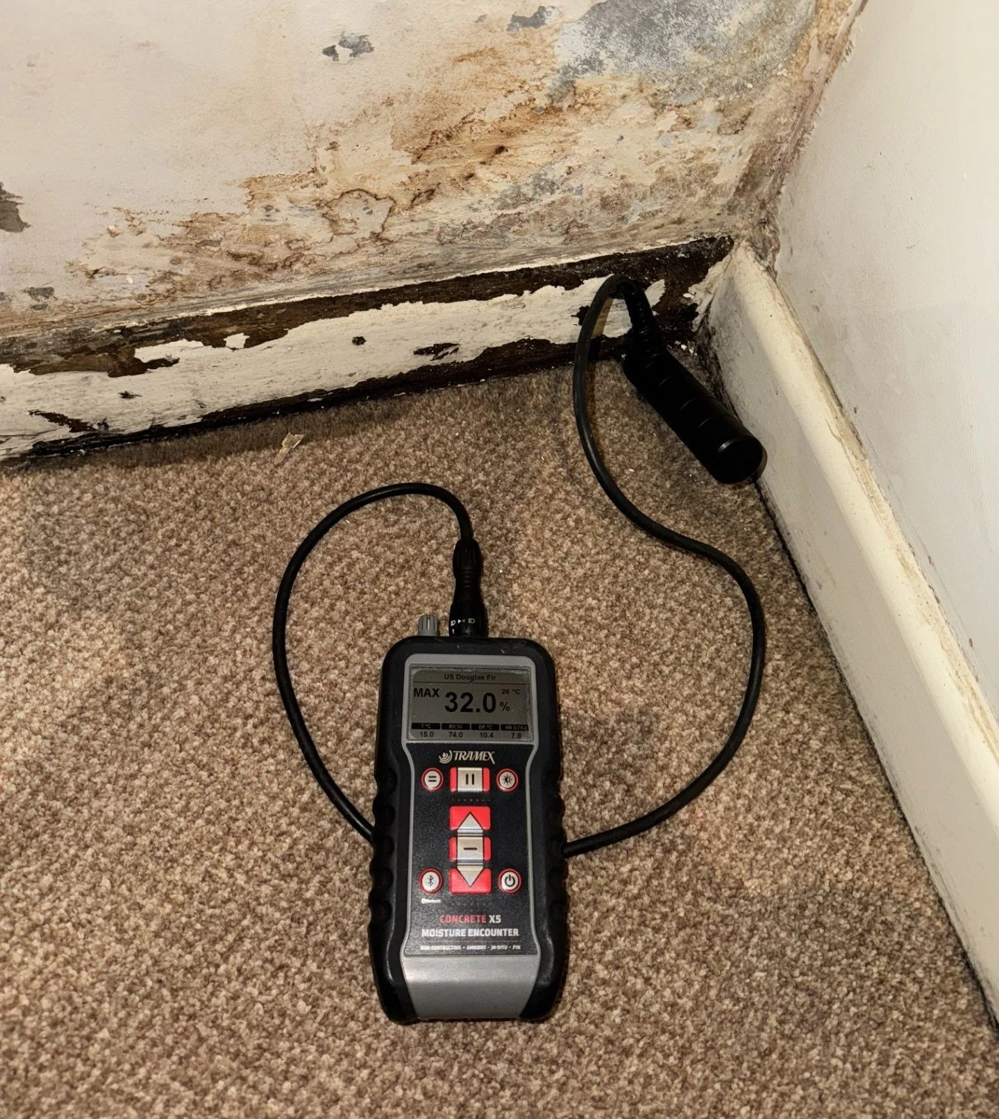 Moisture mapping evidence recorded during a Guernsey property investigation