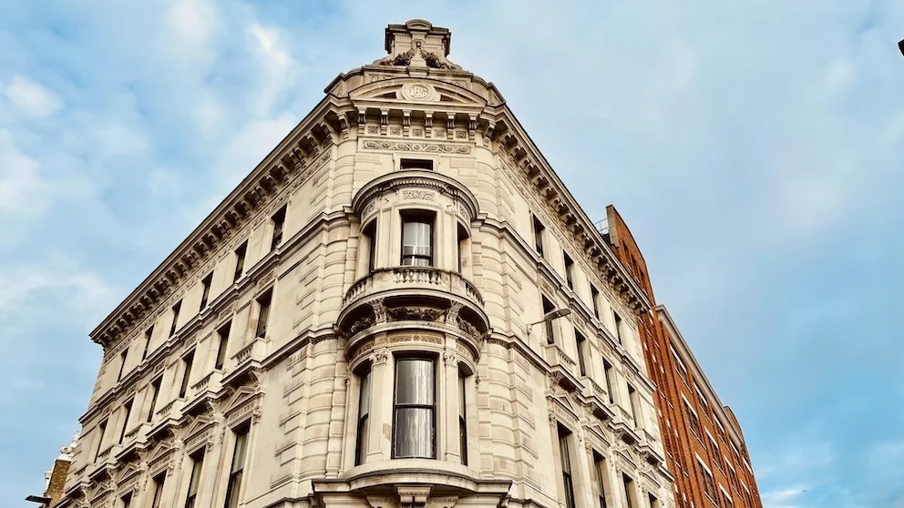 Facade restoration in London. We take price of the quality we provide and the professionalism we surprise our customers.