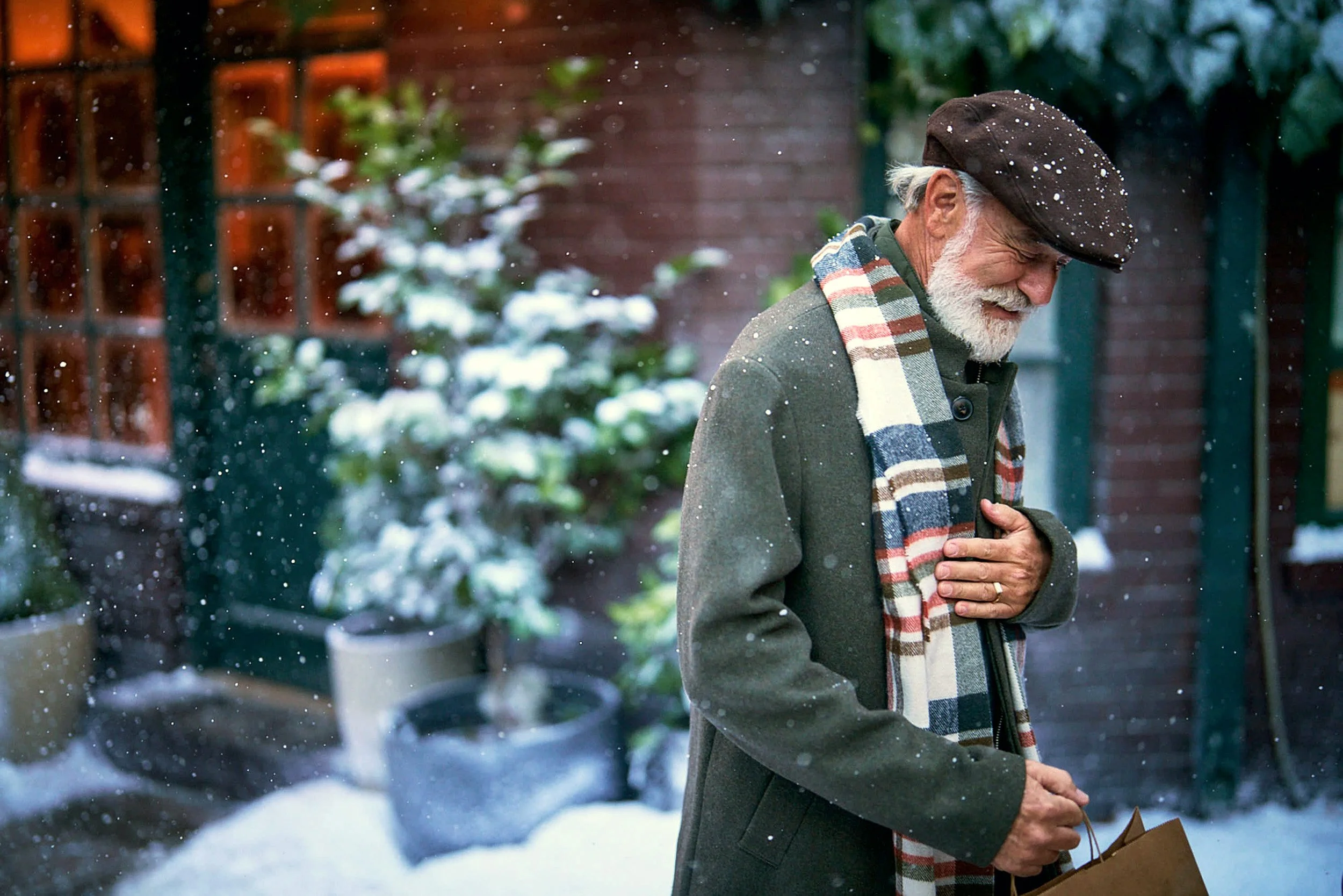 35_EXT-STREET-PASEO-LA-VILLA_WINTER-D_1104.jpg