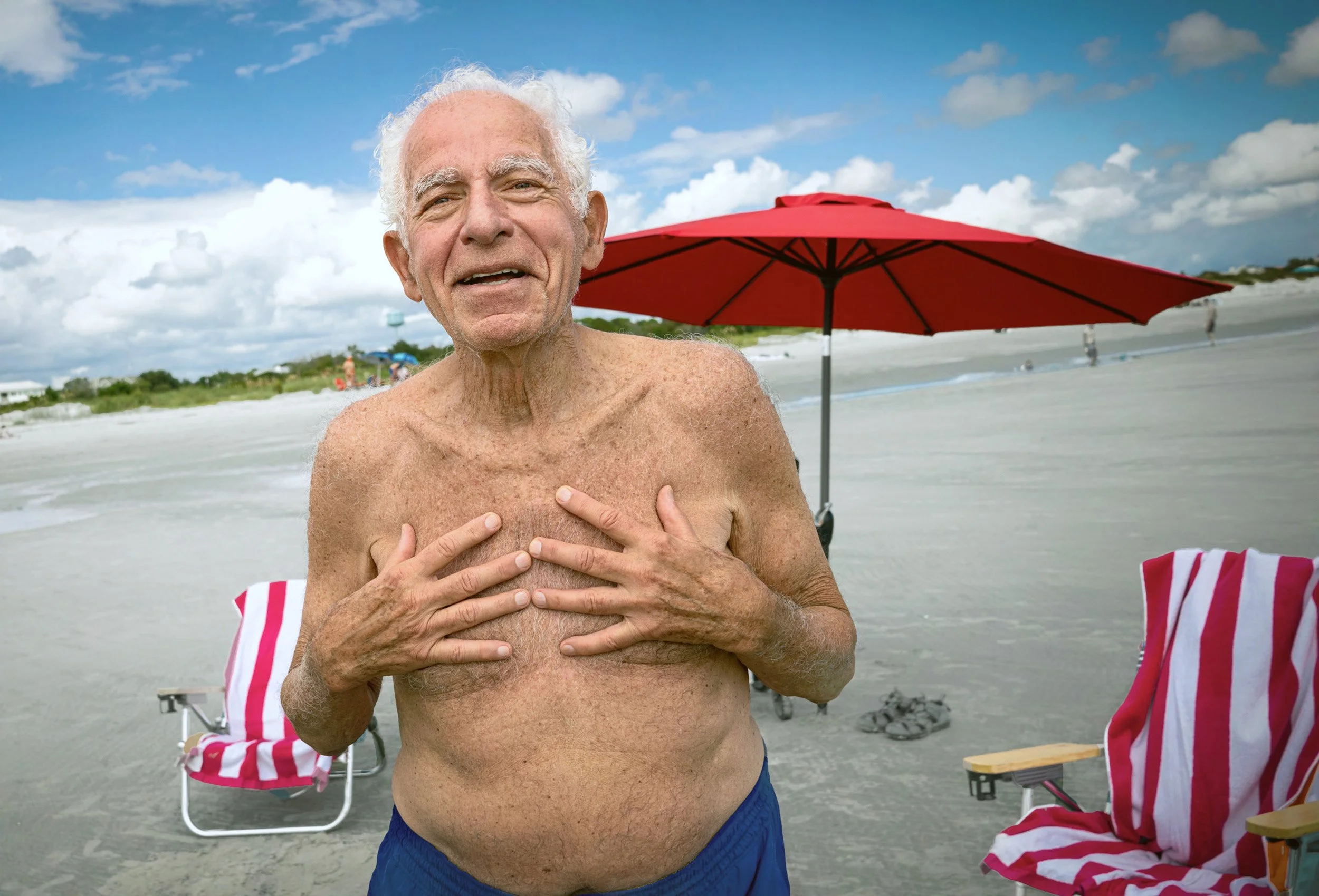 DSC03145_ShirtlessOldManBeach_LW_WH_YAHY_2023.jpg