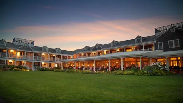 001729-08-dining-exterior.jpg