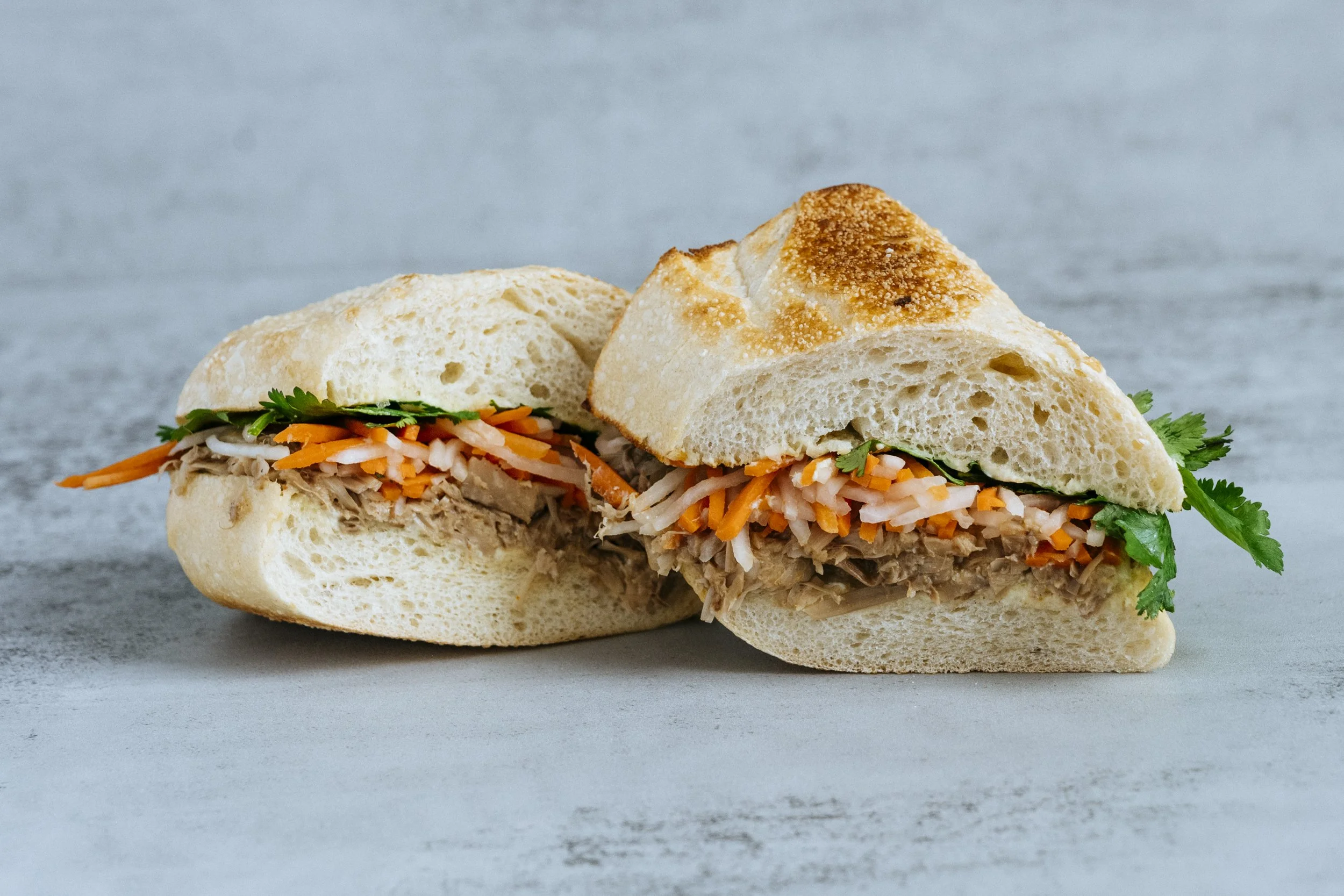 vegan curry jackfruit sandwich