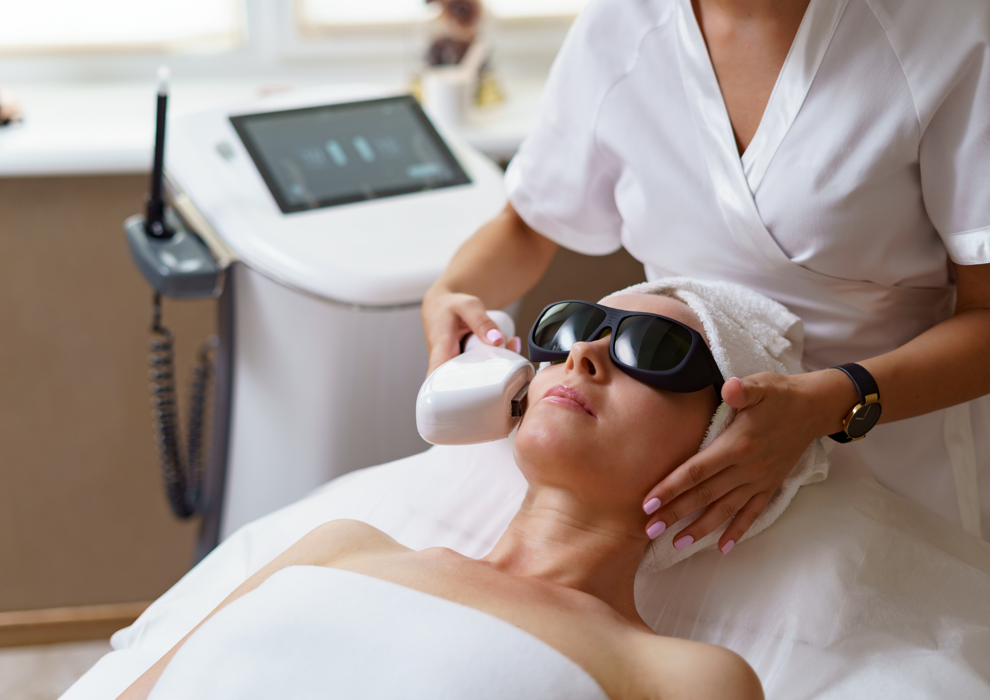 Laser Treatment KL: What Conditions It Treats