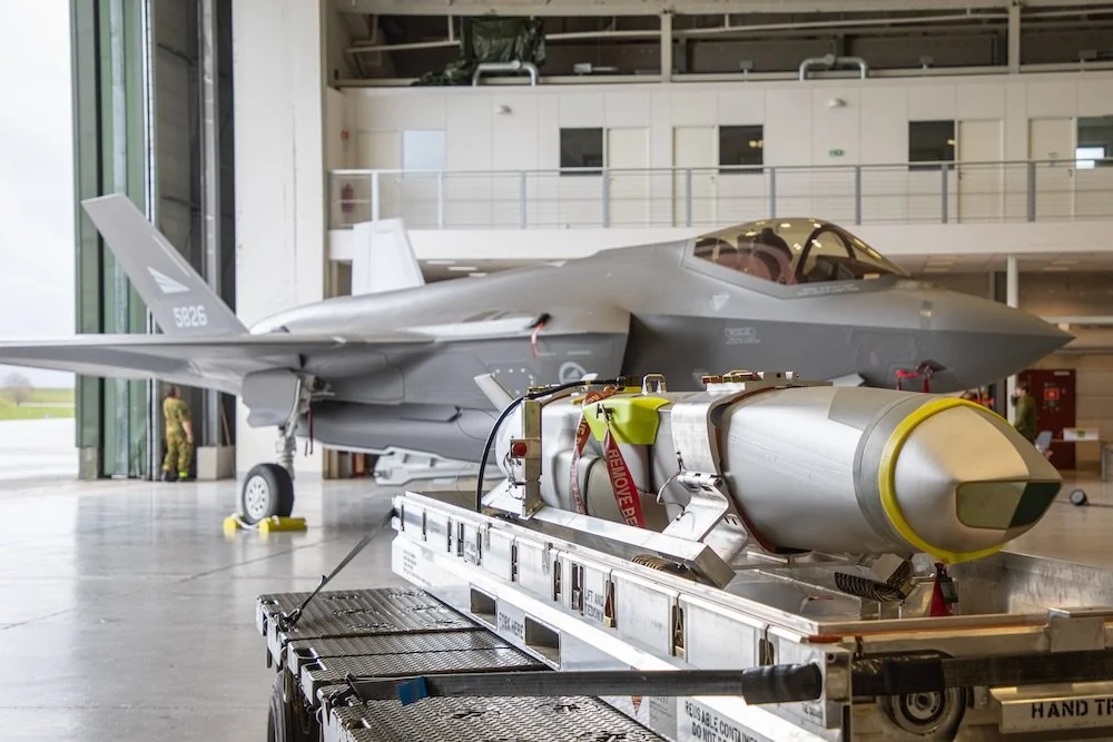 F-35 jagerfly og JSM missil på Ørland Hovedflystasjon. Foto: Sixten Simonsen / Forsvaret