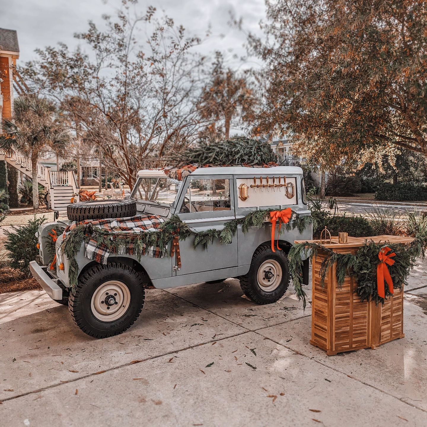 Launching in 2024, Charleston's most adventurous mobile bar service. Let's toast your next expedition!

#charleston #charlestonsc #charlestonlife #charlestonliving #charlestonwedding #charlestonphotographer #charlestonblogger #charlestonsouthcarolina