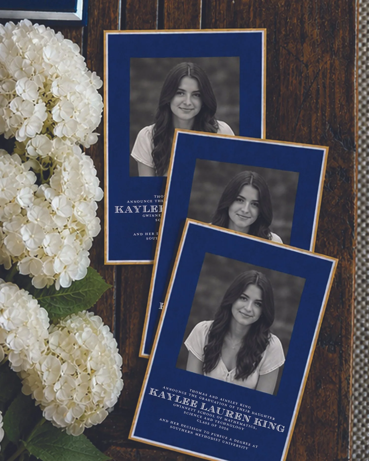 upscale-graduation-cards_2026-bellinvito_bright-blue copy.jpg