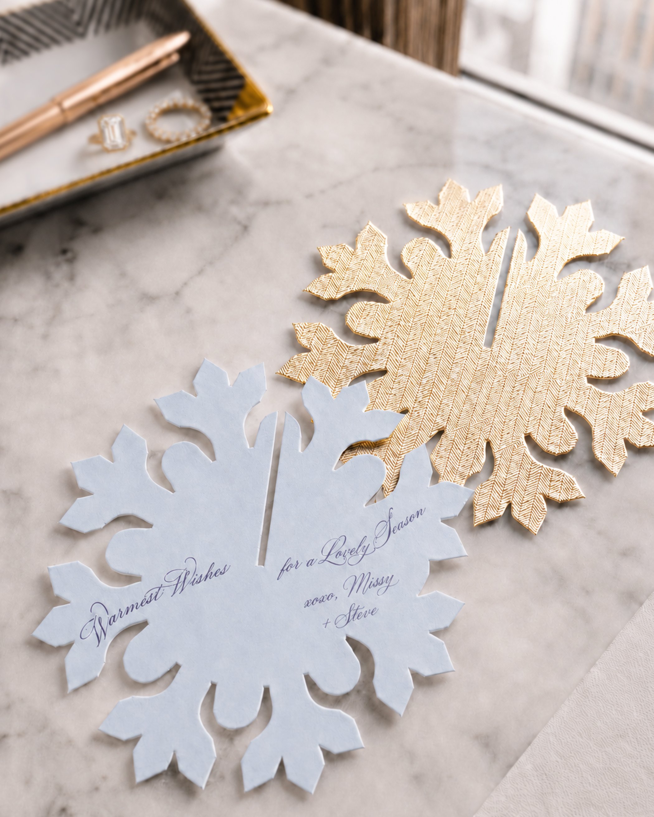 bespoke-cut-out-snowflake_letterpress-diecut-card_bellinvito_1.jpg