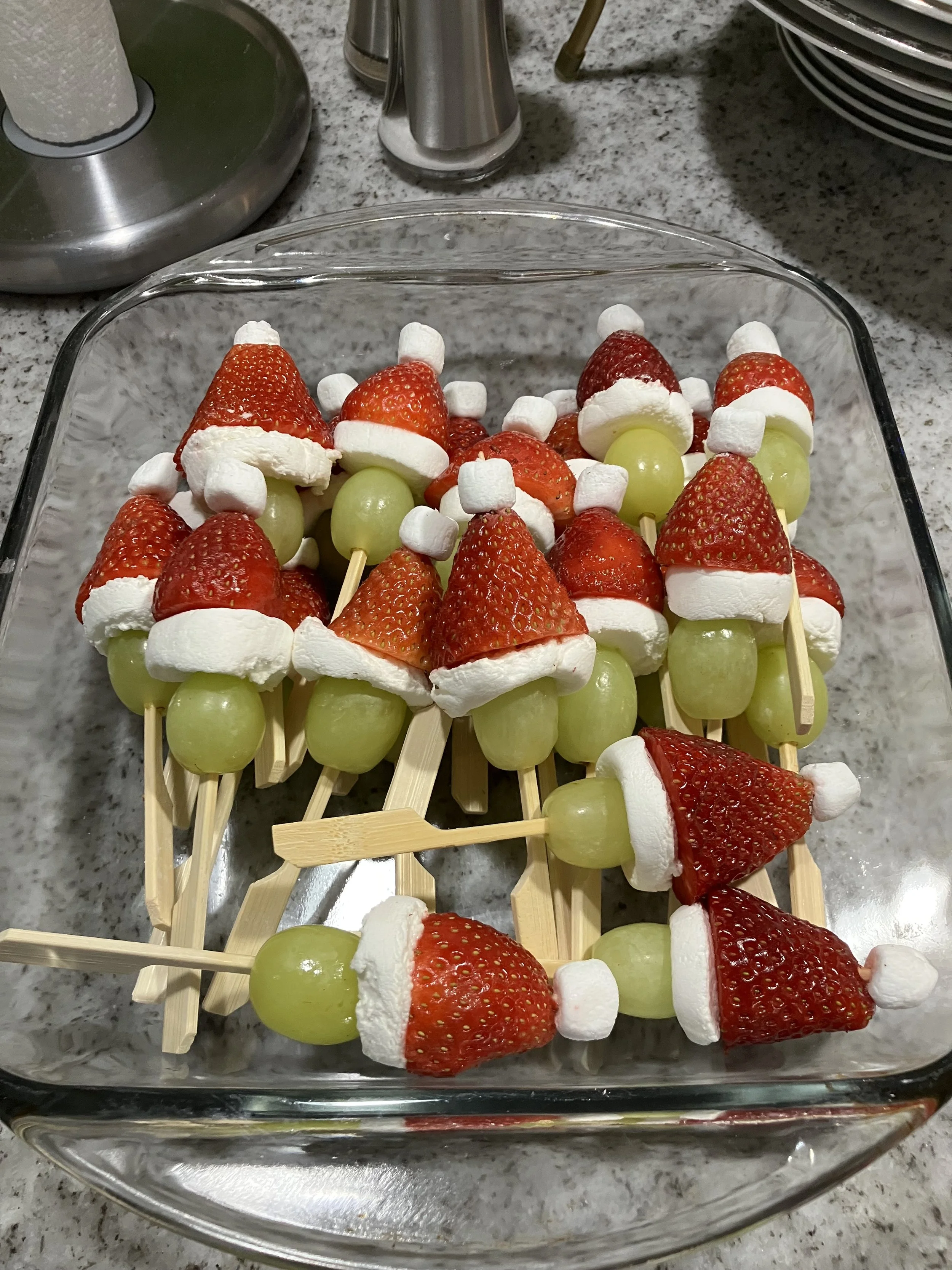 Grinch themed snacks for the children's Christmas party