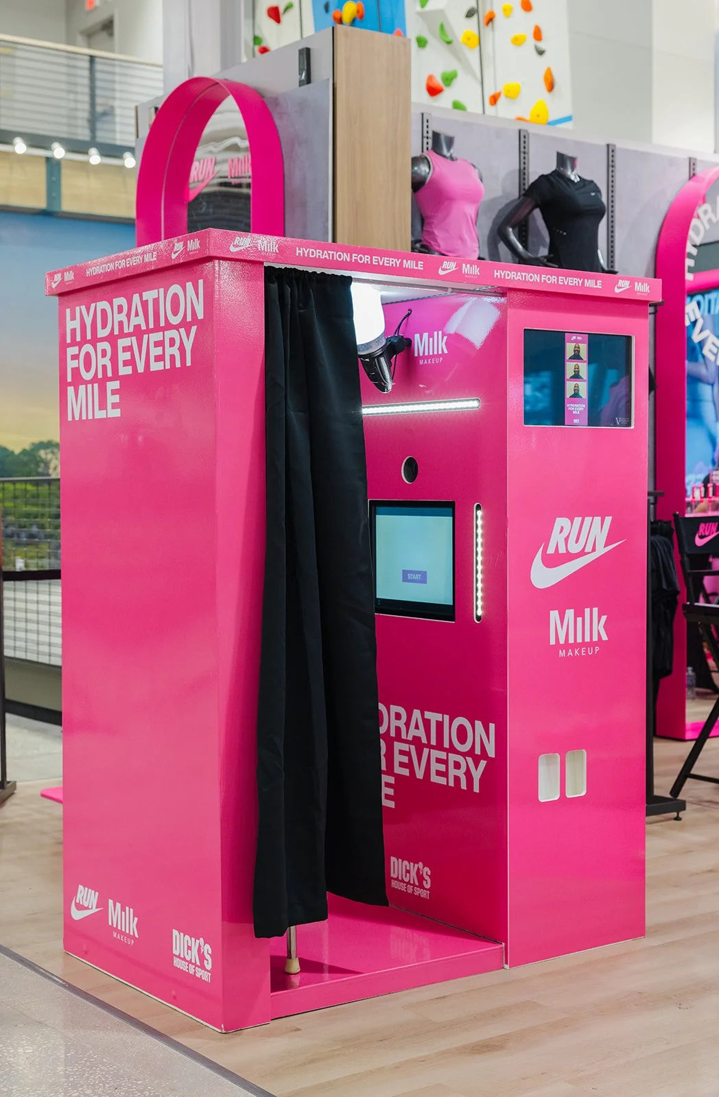 TWAxNIKExMILKxDSG-CC2A8988.jpg