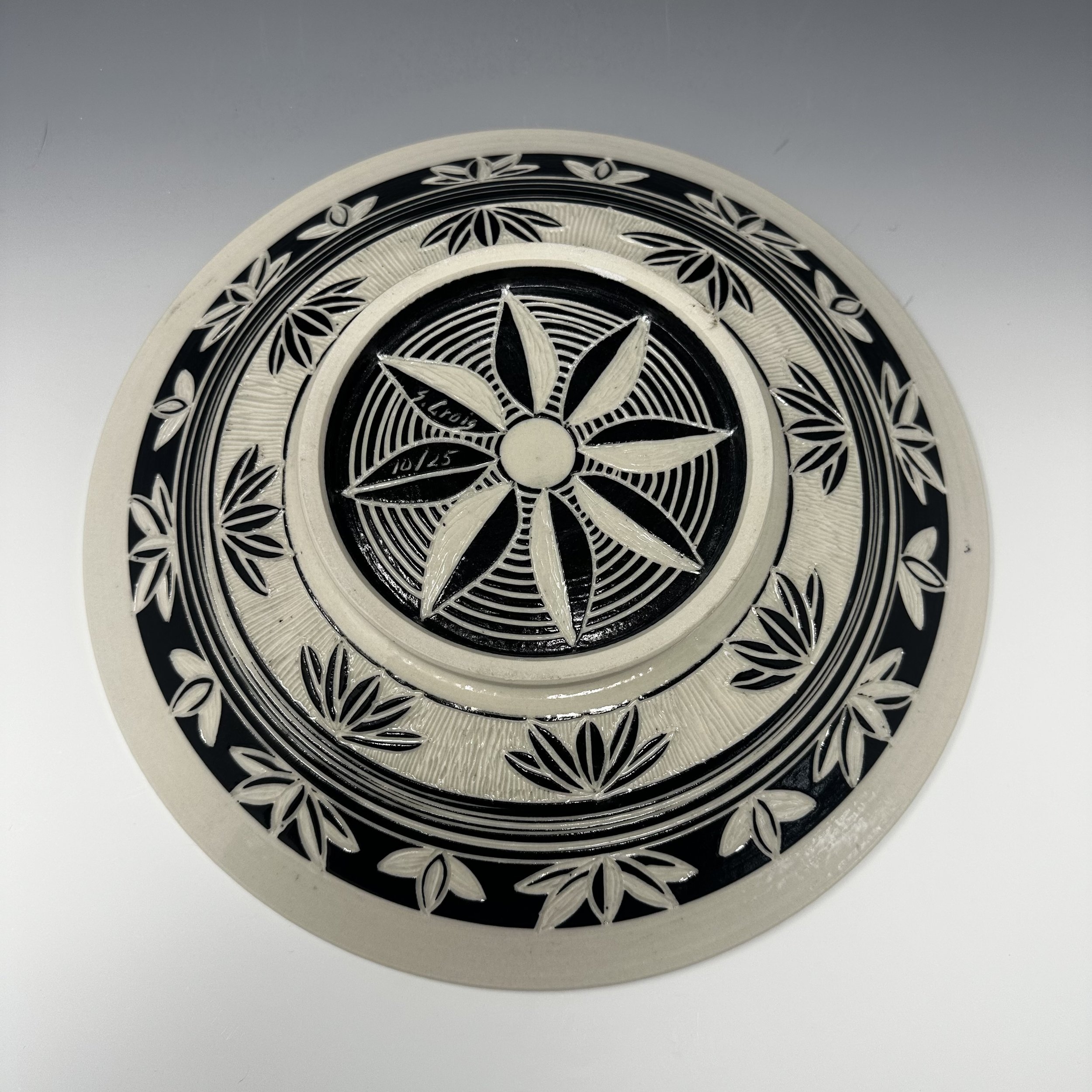 Festive leaf pattern 3.jpeg