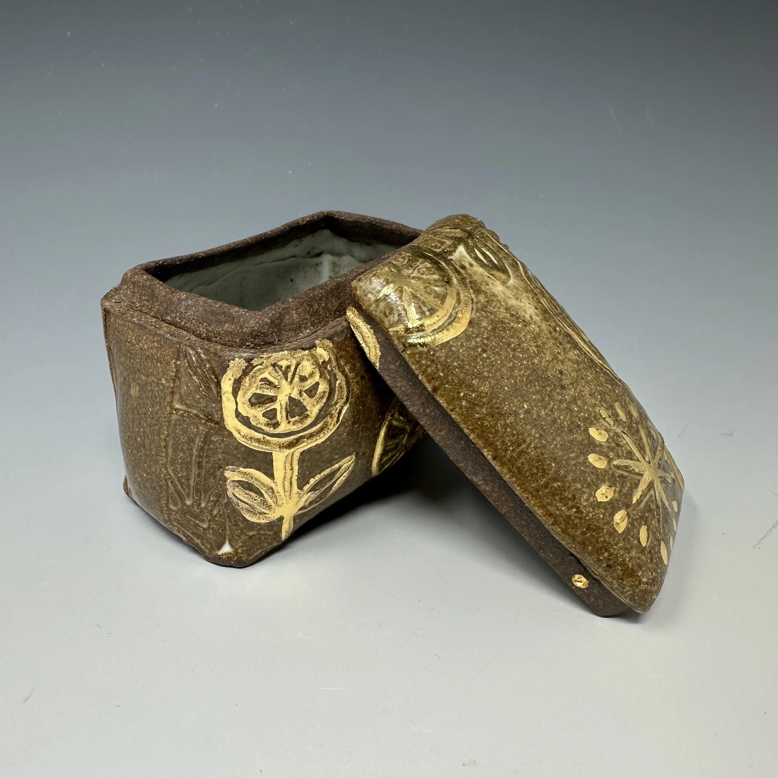 Little Box with Gold Leaf 2.jpeg