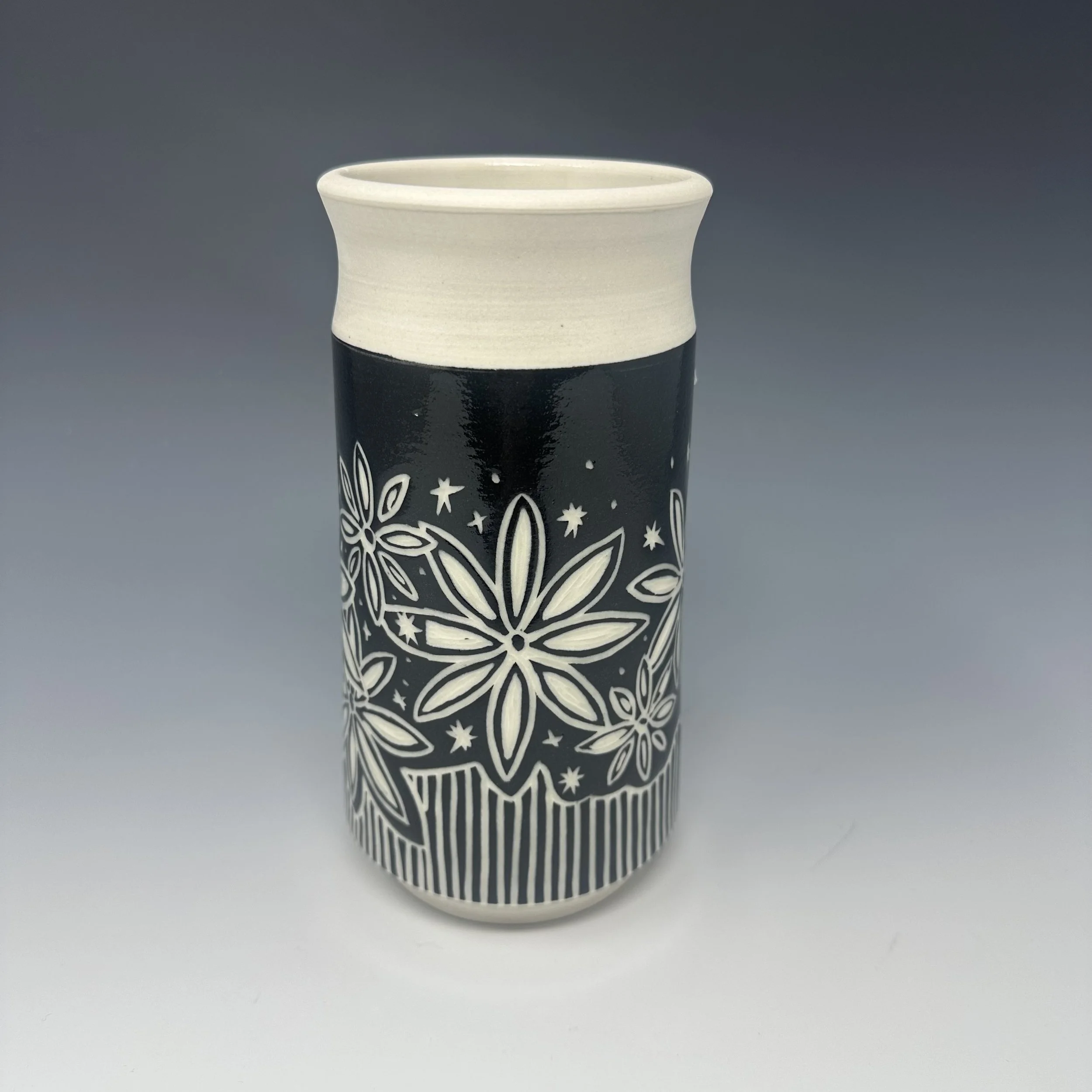 Black Star Flower Vase 2.jpeg