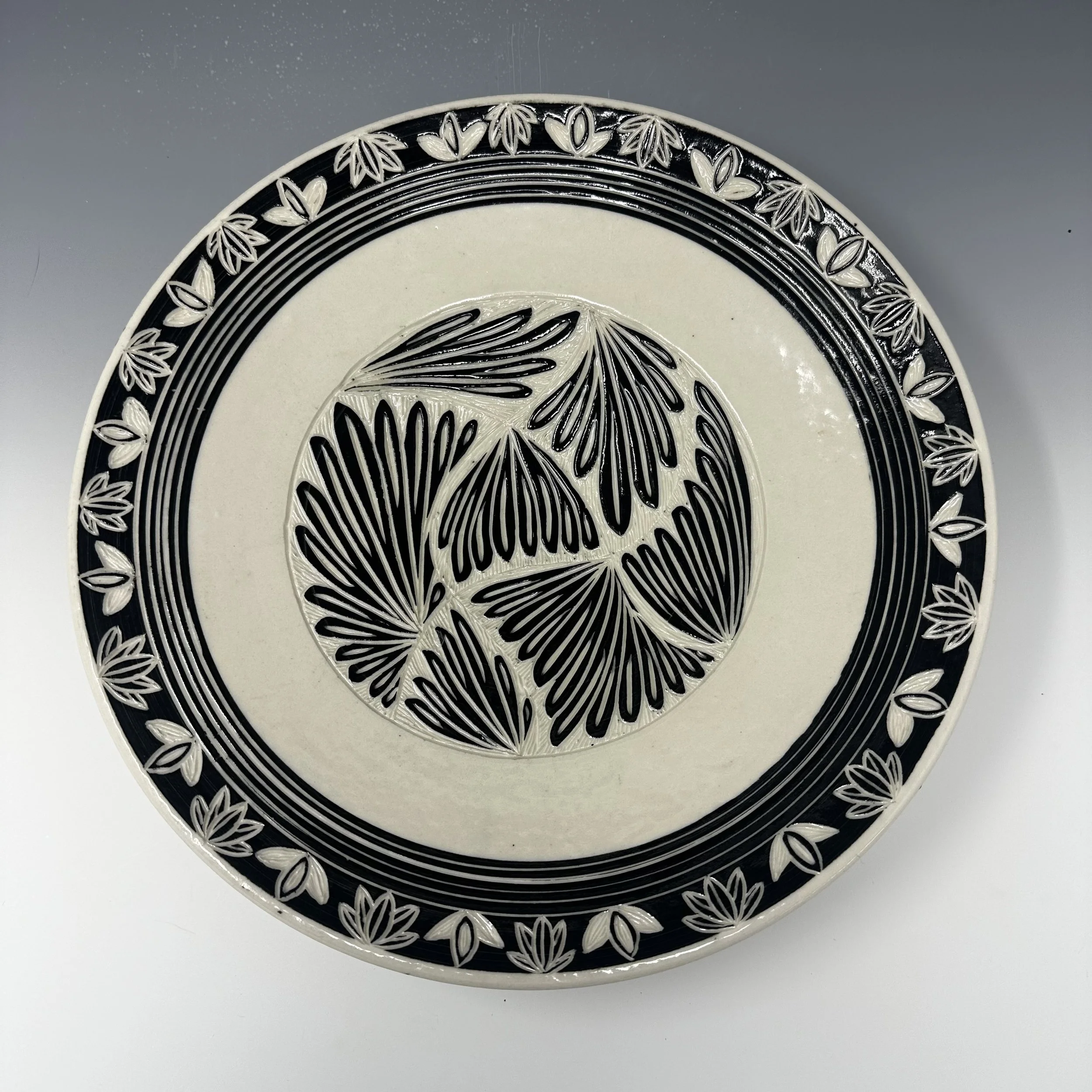 Festive Leaf Bowl 1.jpeg