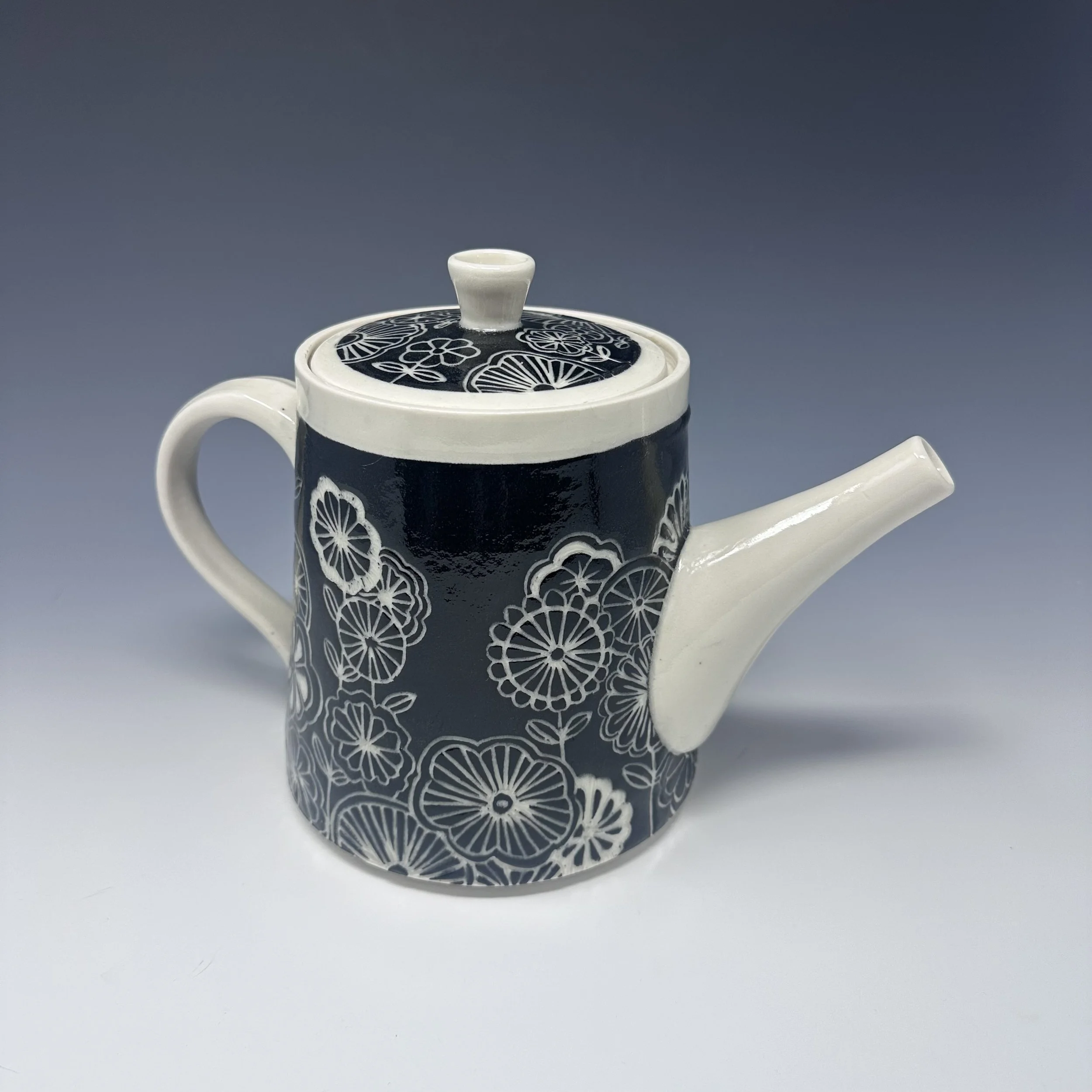 Mid Century Modern Teapot 1.jpeg