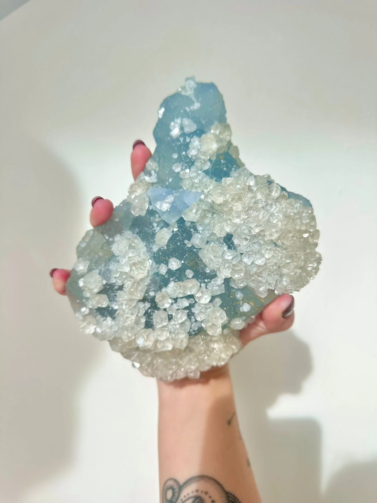 fluorite azul apofilite.jpeg