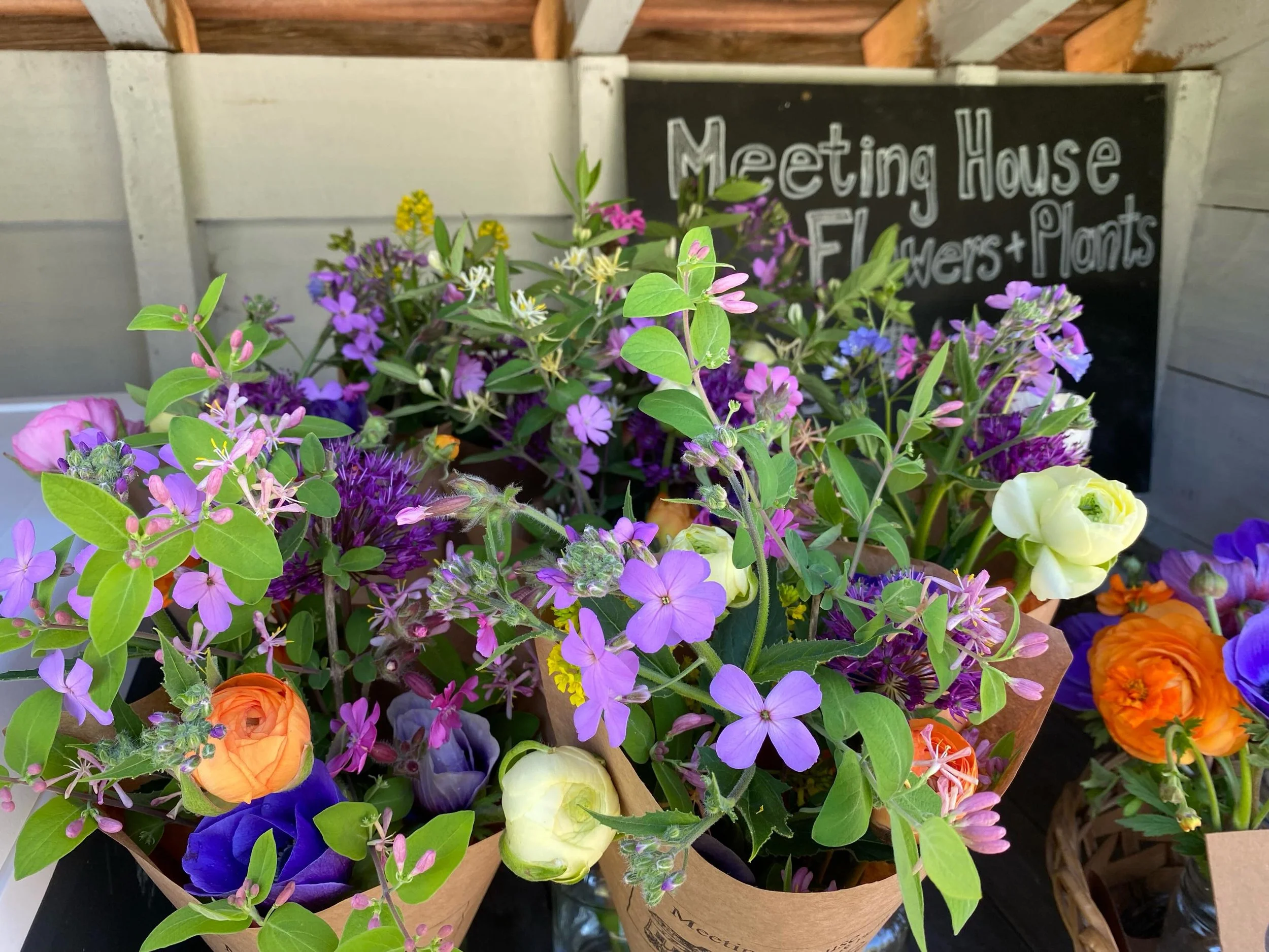 Today&rsquo;s selection is out on the stand! #freshcutflowers #honeoyefalls #fingerlakes #meetinghouseflowersandplants