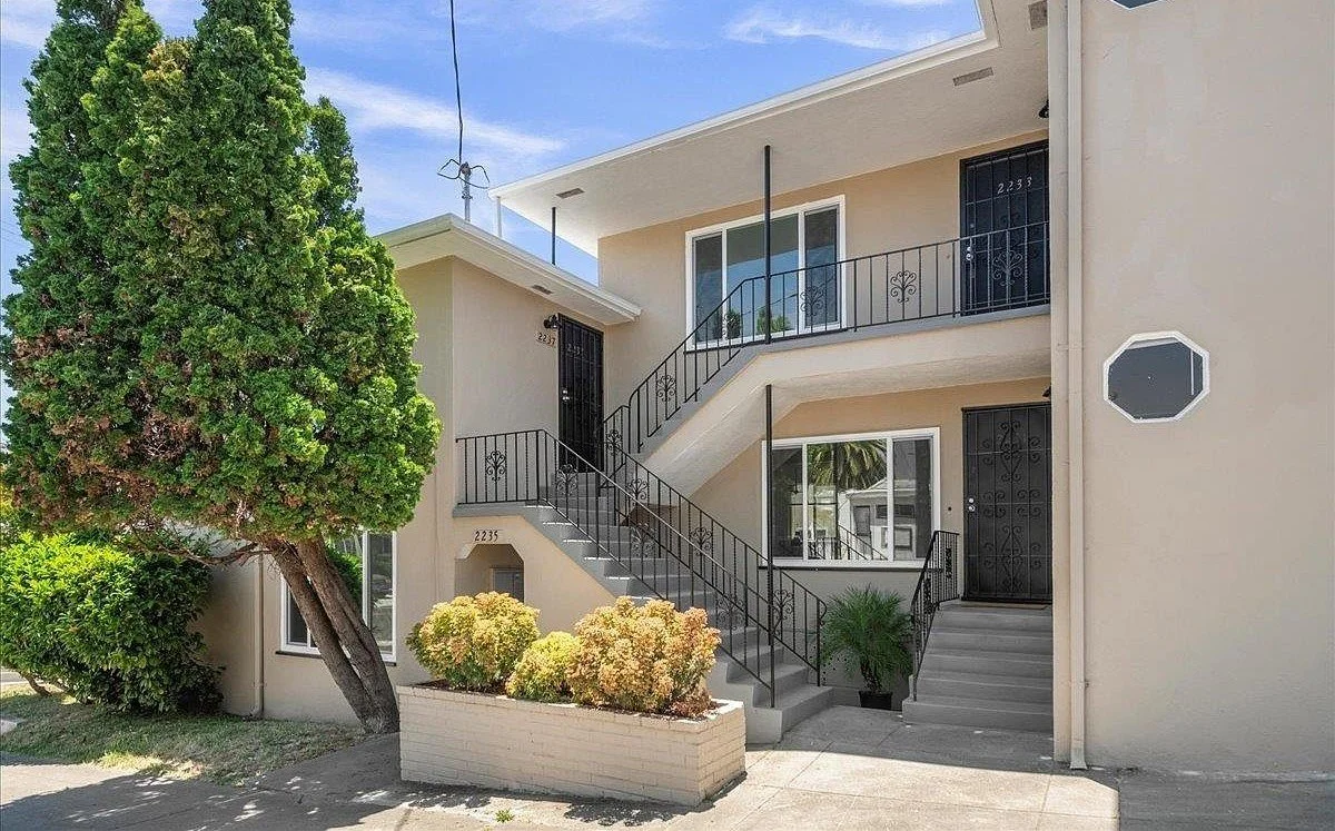 2231 East 28th Street Oakland Property View