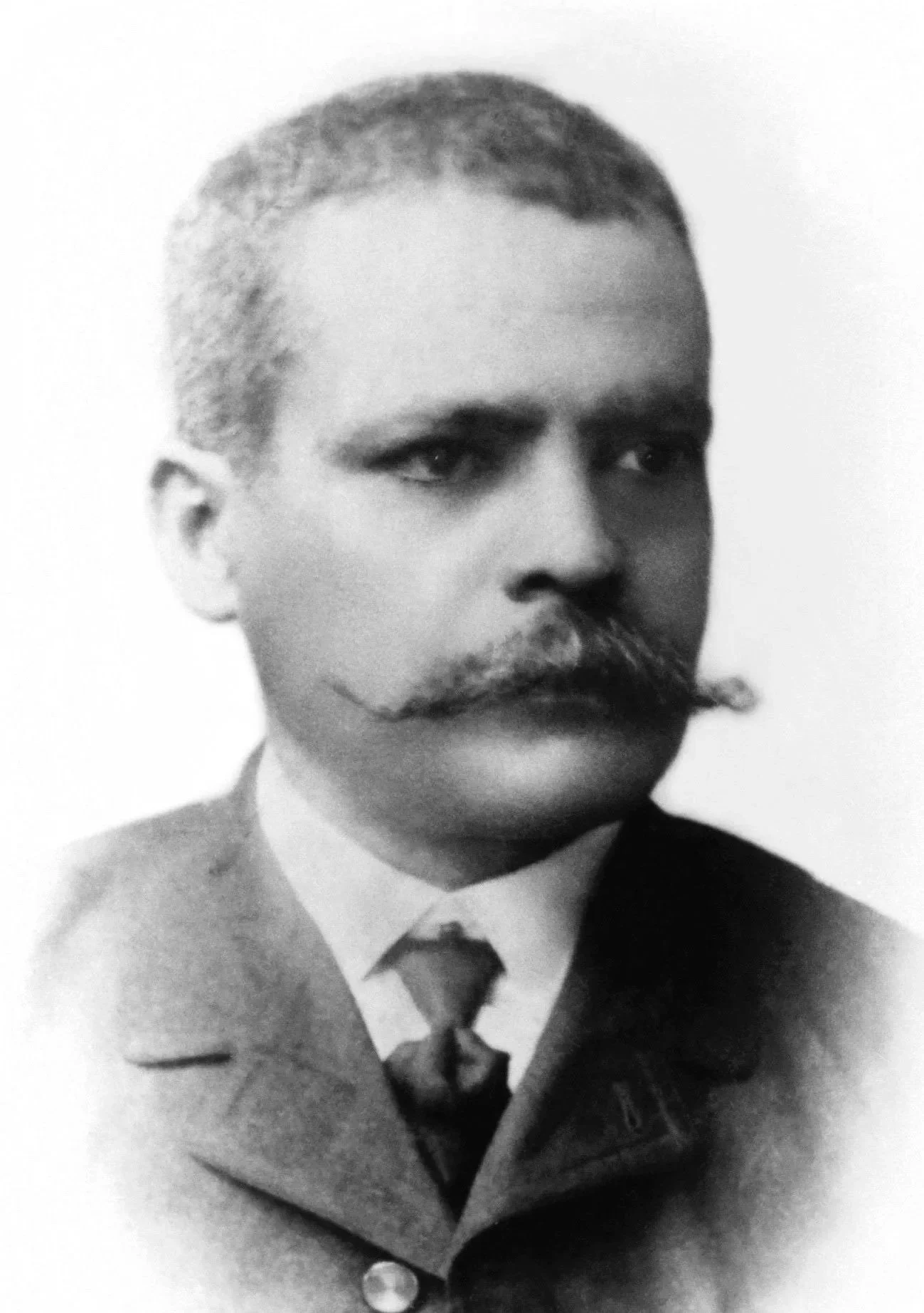 ALBERTO TURREN VÁQUEZ
