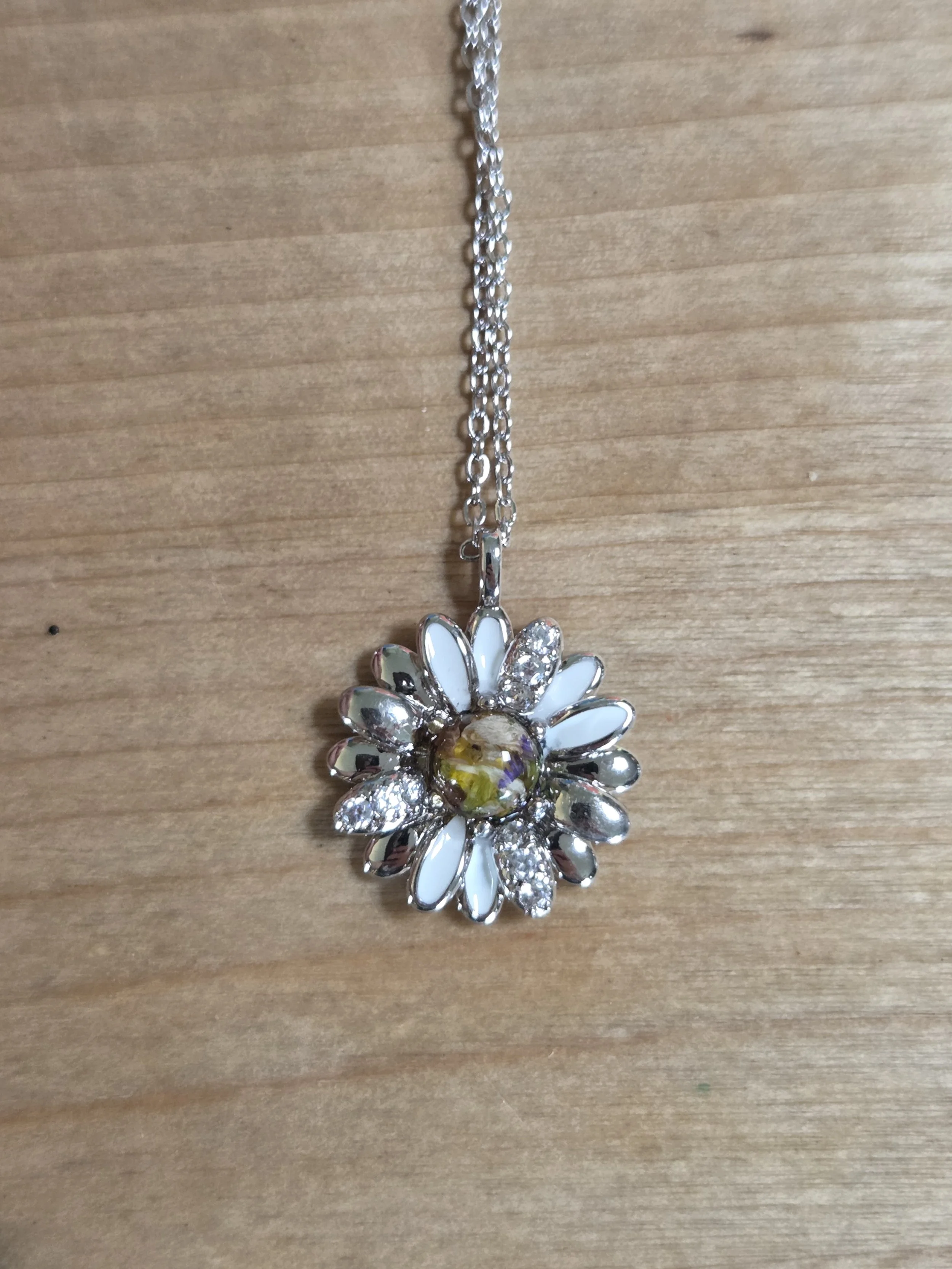 Daisy Necklace