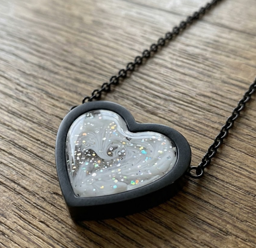 black heart12.PNG