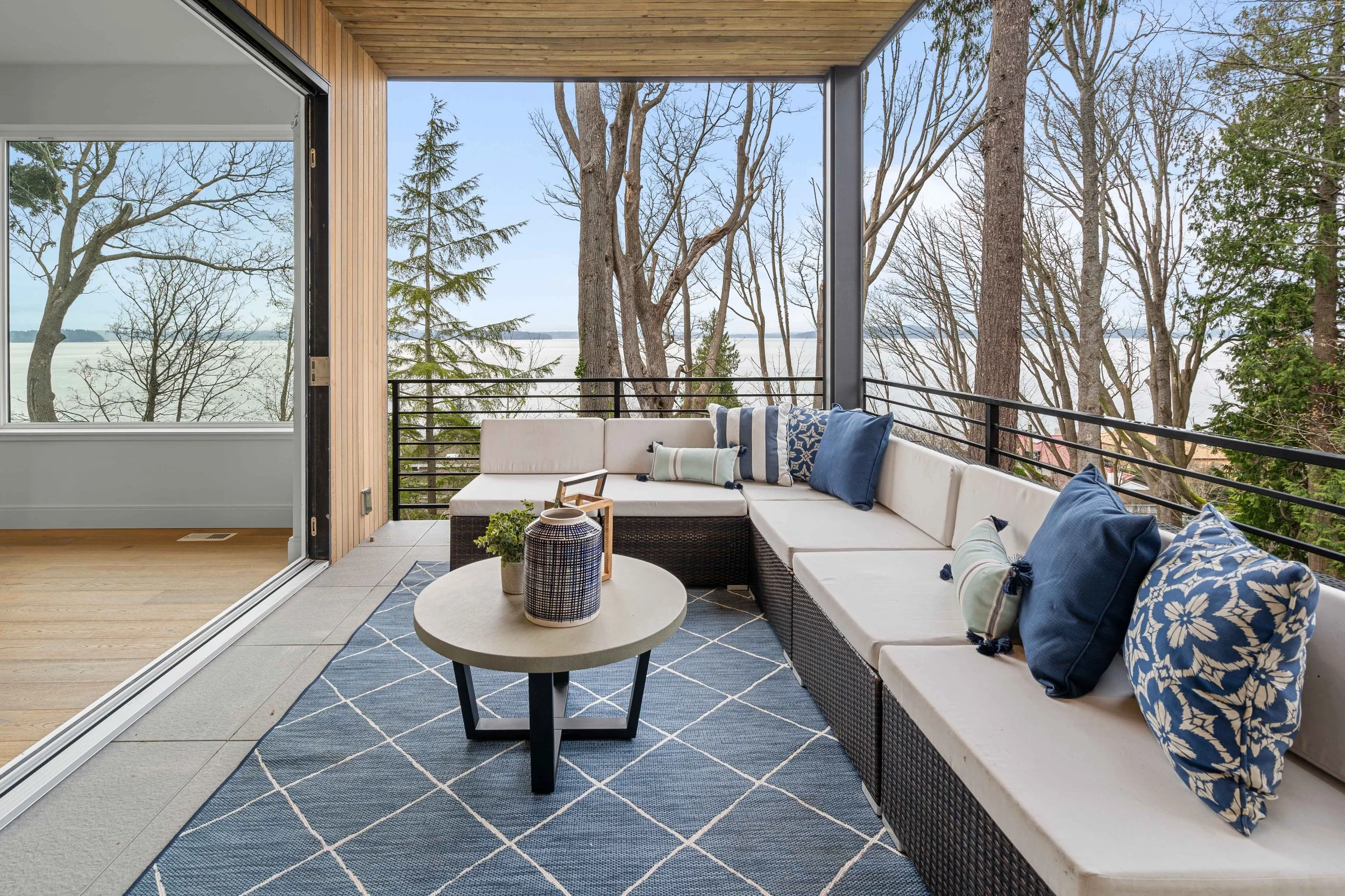 5600 Beach Drive SW (Seattle) - MLS (13 of 46).JPG