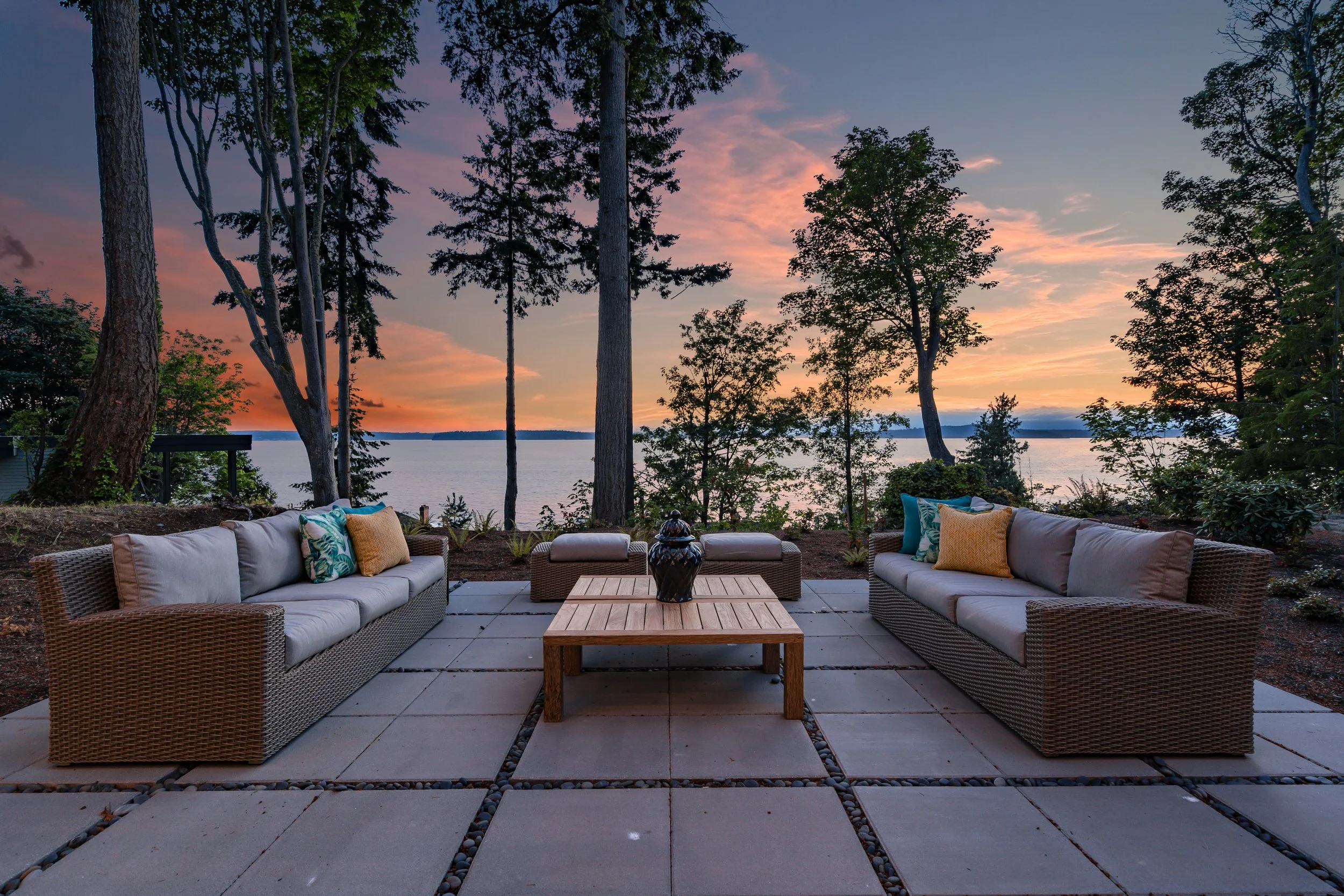 5616 Beach Drive SW (Seattle) - PRINT (49 of 51).jpg
