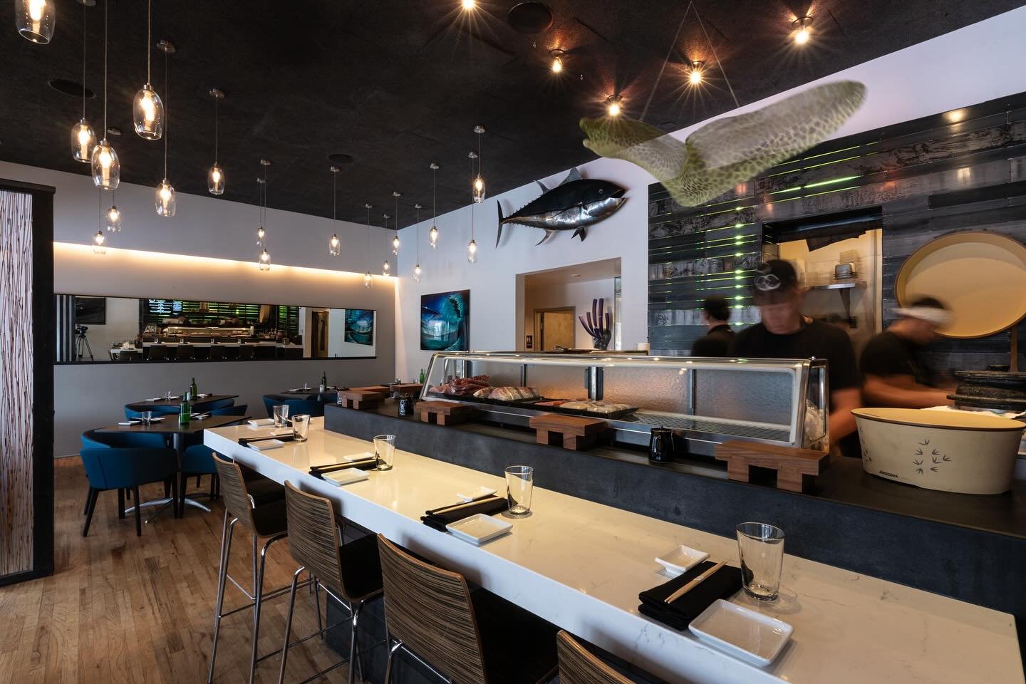 With the arrival of fall🍁🍂, so comes the end of our summer season. We have two weeks left, during which we will be dropping down to Tuesday-Friday; we hope to see you before we close. 🍣🍤🍶🍷