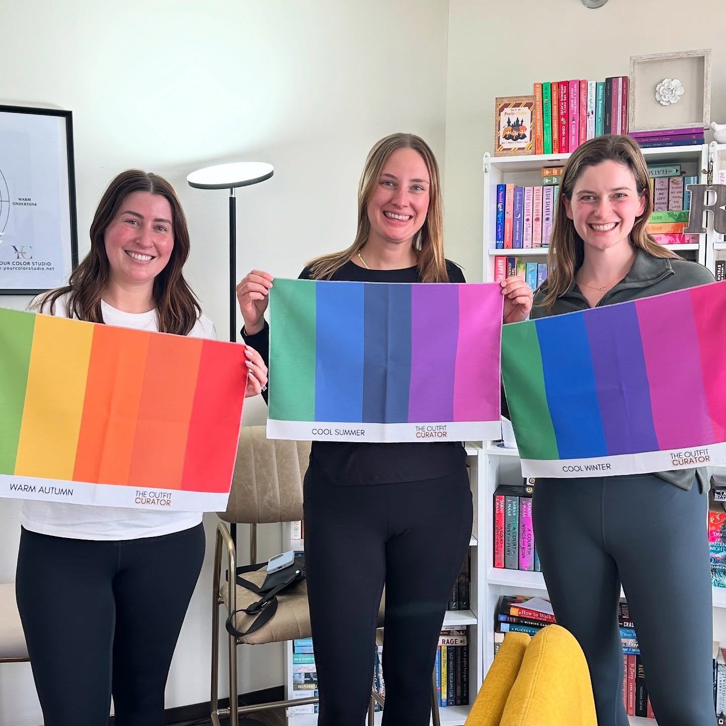 Color analysis day with your girlies ๐จ๐ฏ‍โ๏ธโจ
Finding everyone’s perfect shades and living our best color-coded lives โจ๐
#color #colorpalette #coloranalyst #coloranalysis #chicago #chicagocoloranalysis #chicagohiddengem #chicagoevents #ch