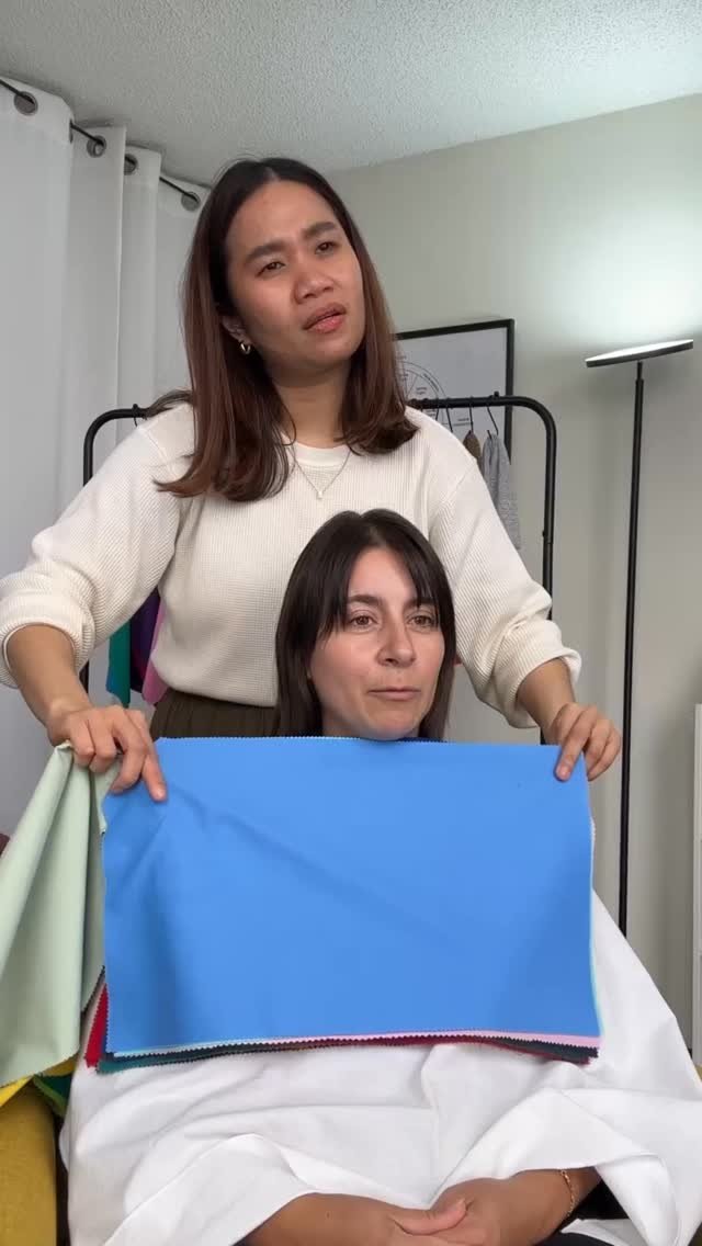 Sara’s rocking her autumn blue—a warmer, richer twist that brings out her natural glow. That’s the magic of wearing colors in your season! ๐๐๐จโจ
#color #coloranalysis #coloranalyst #chicago #chicagocoloranalysis #chicagocoloranal