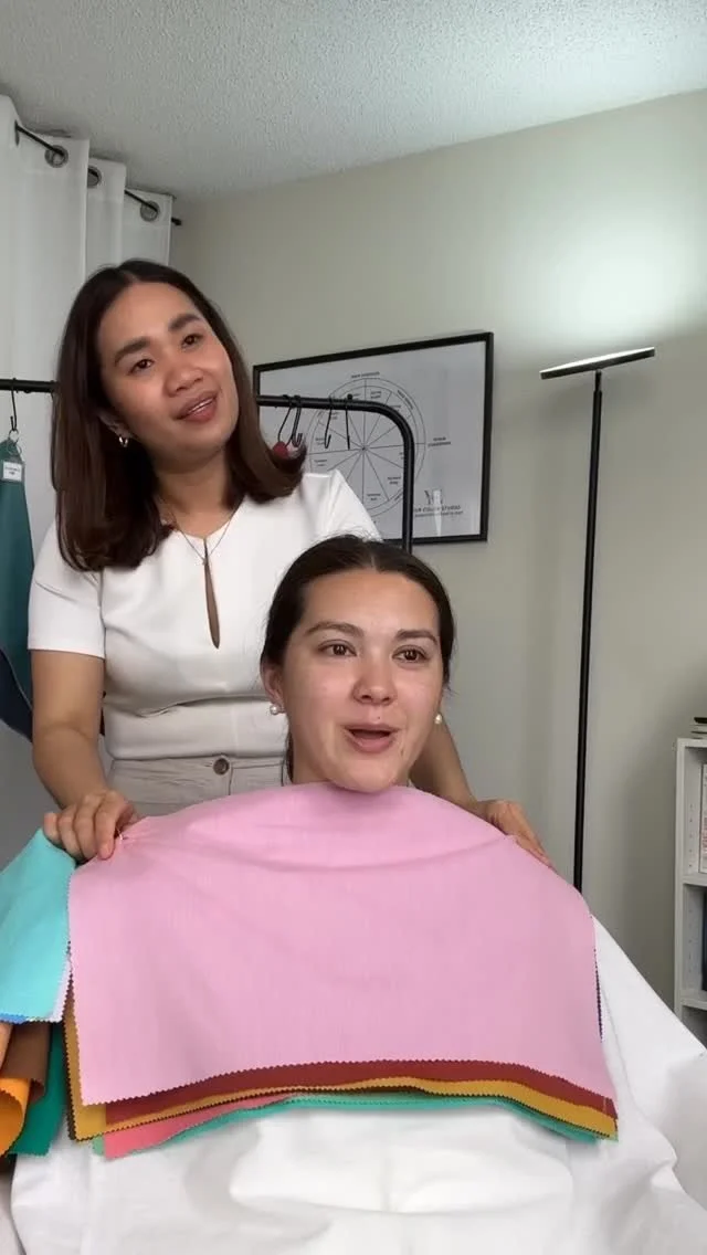 β¨ Educational & Chic:
Cool, crisp, and effortlessly striking βοΈ
Winter tones bring out her natural contrast and let her features shine — no warmth needed! ππ€π€
Ready find out what your best colors are?
Book your color analysis with us!