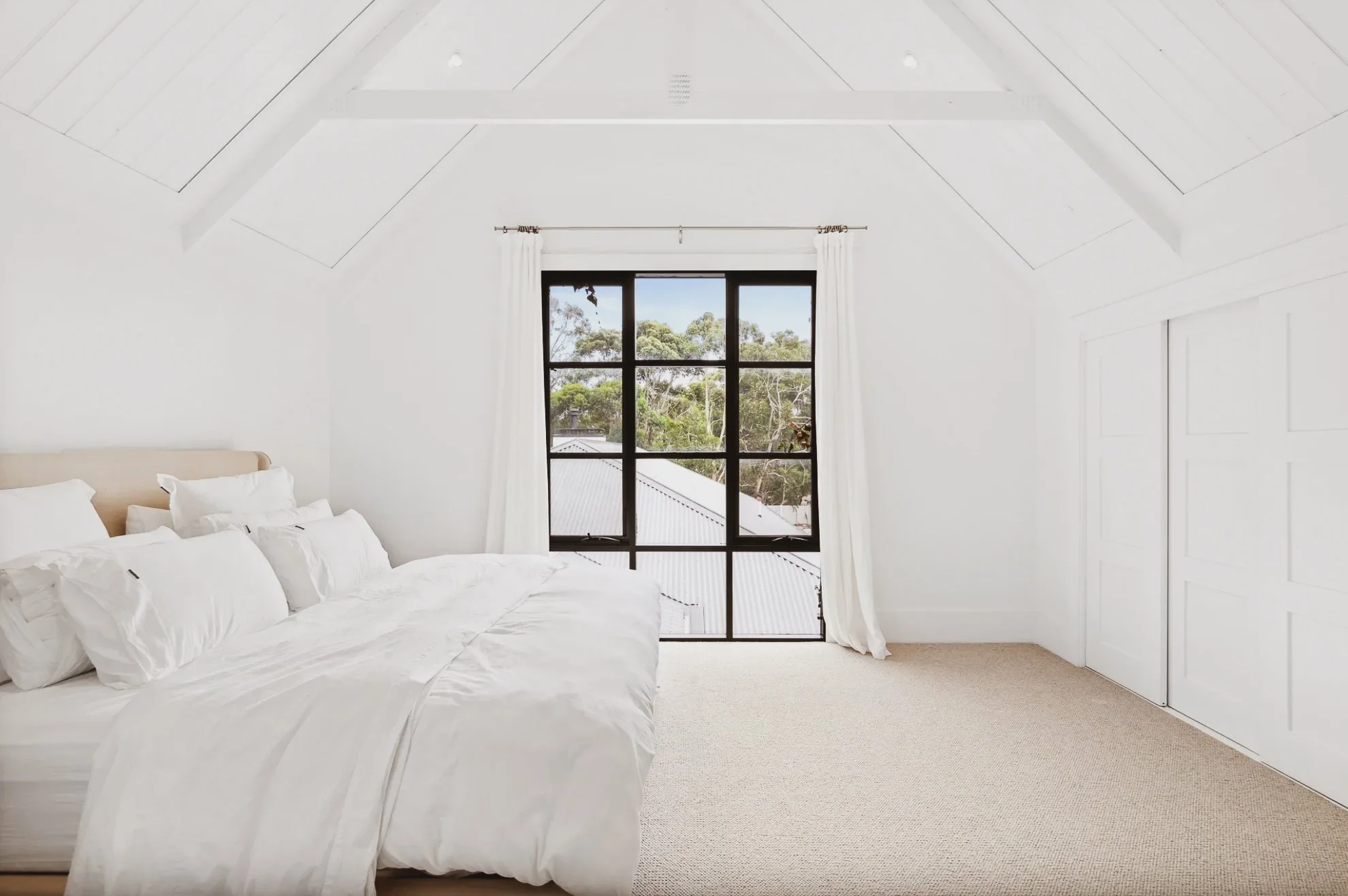 Upstairs Bedroom 2 People