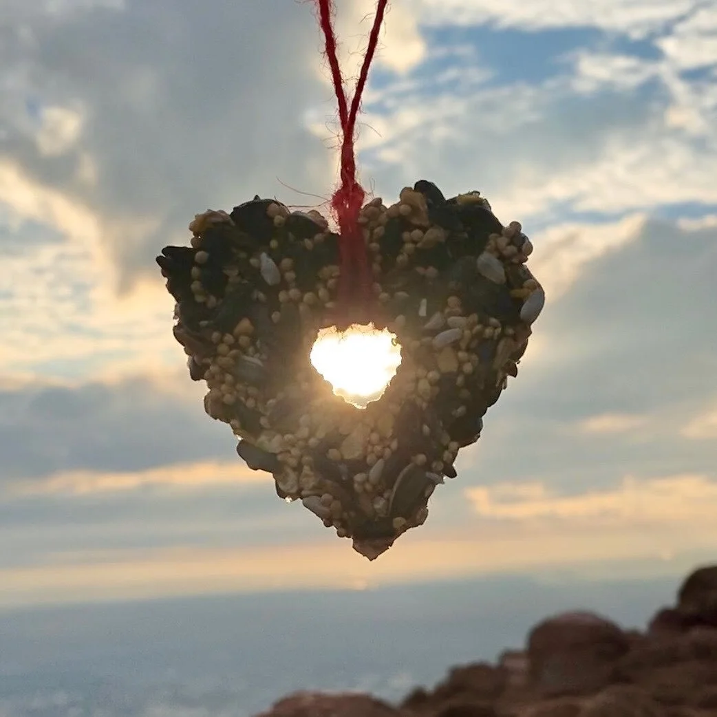 ✨🤍⚡️ &mdash;&gt;&gt;&gt; calm heart, clear mind, peaceful soul + oodles + oodles of LOVE &hearts;️🤍&hearts;️ {holiday wishlist}
*
*
*
*
*
*
*
*
#onrunning #runonclouds #nautyornice
#christmasparty #beyou #goodvibes
#holidays #yogajourney 
#homefort