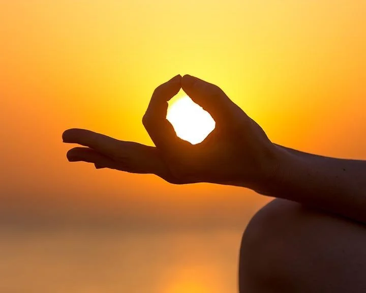 Jnana-Yoga-–-How-To-Do-And-What-Are-Its-Benefits-1.jpg
