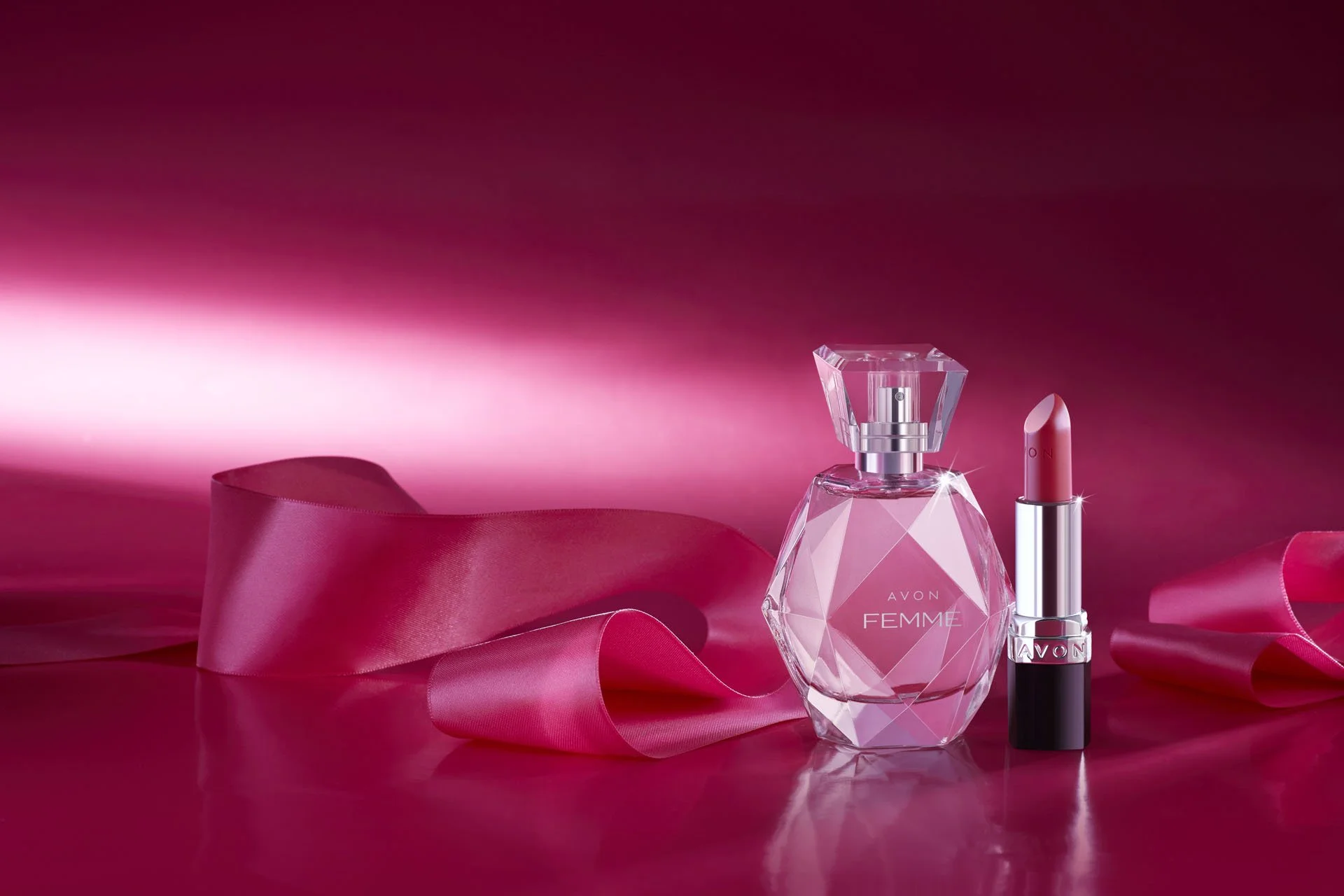 Femme Fragancia y Lápiz2.jpg