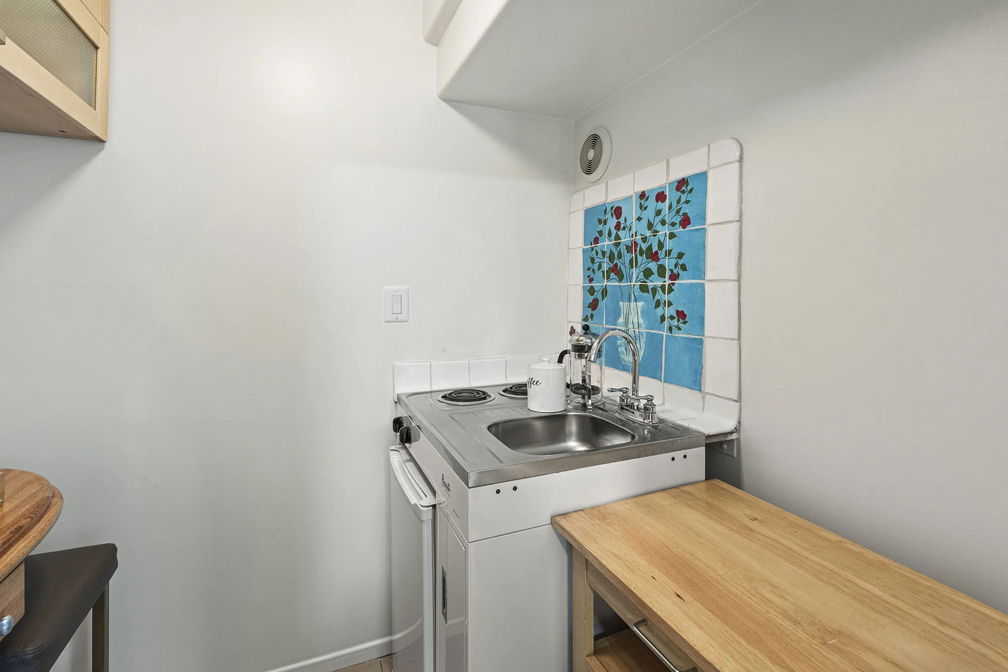 214Gilbert LibraryKitch1.jpg