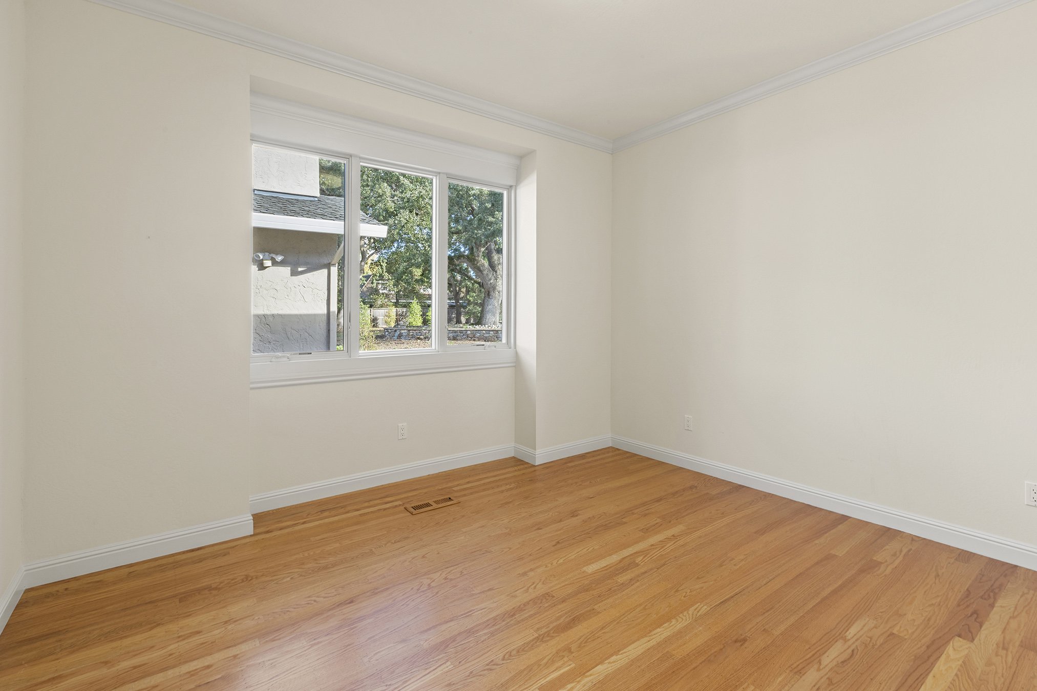 27696Vogue 2BR2.jpg