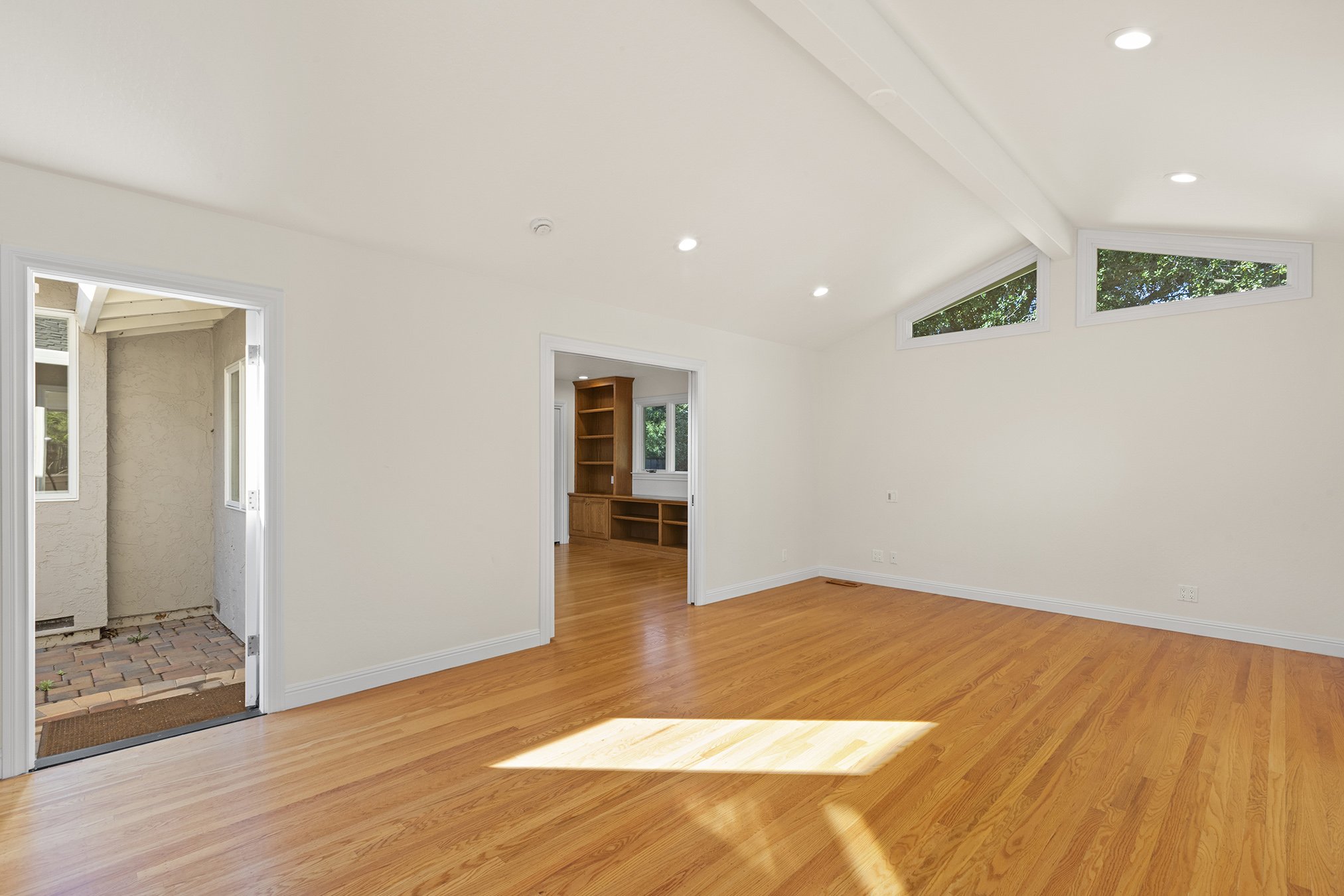 27696Vogue 5BR1.jpg