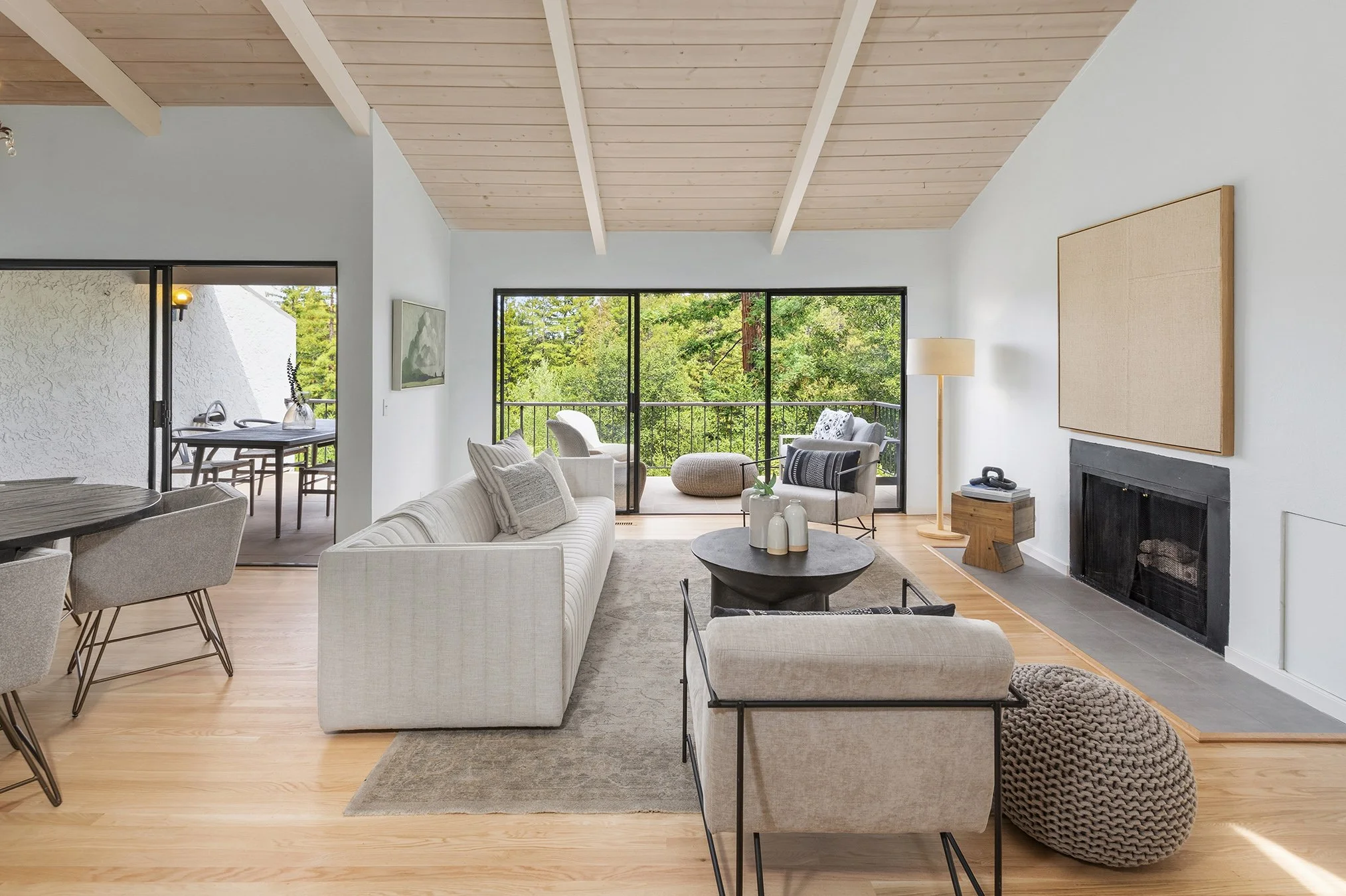 1270SandHill LR5.jpg