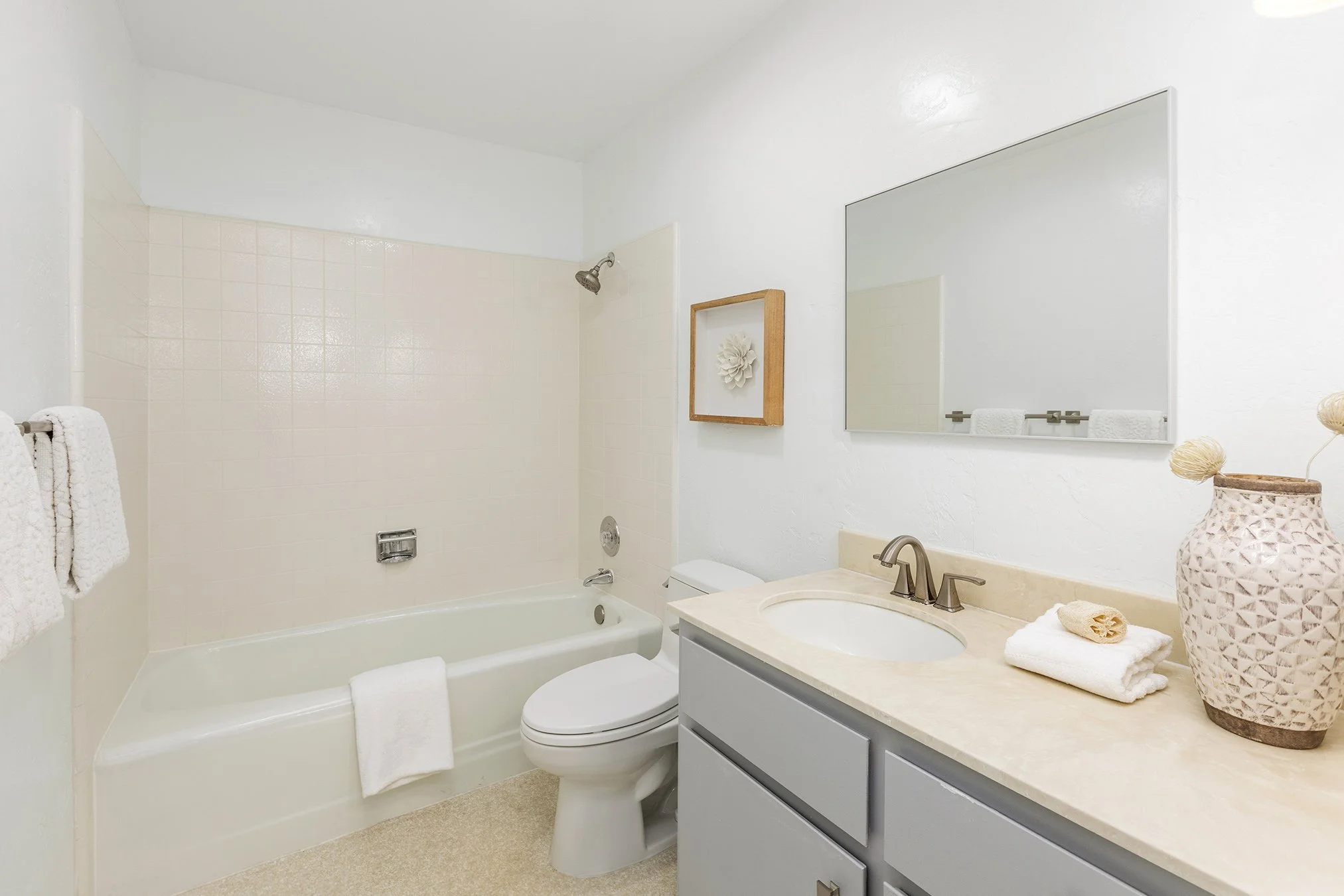 1270SandHill 2Bath.jpg