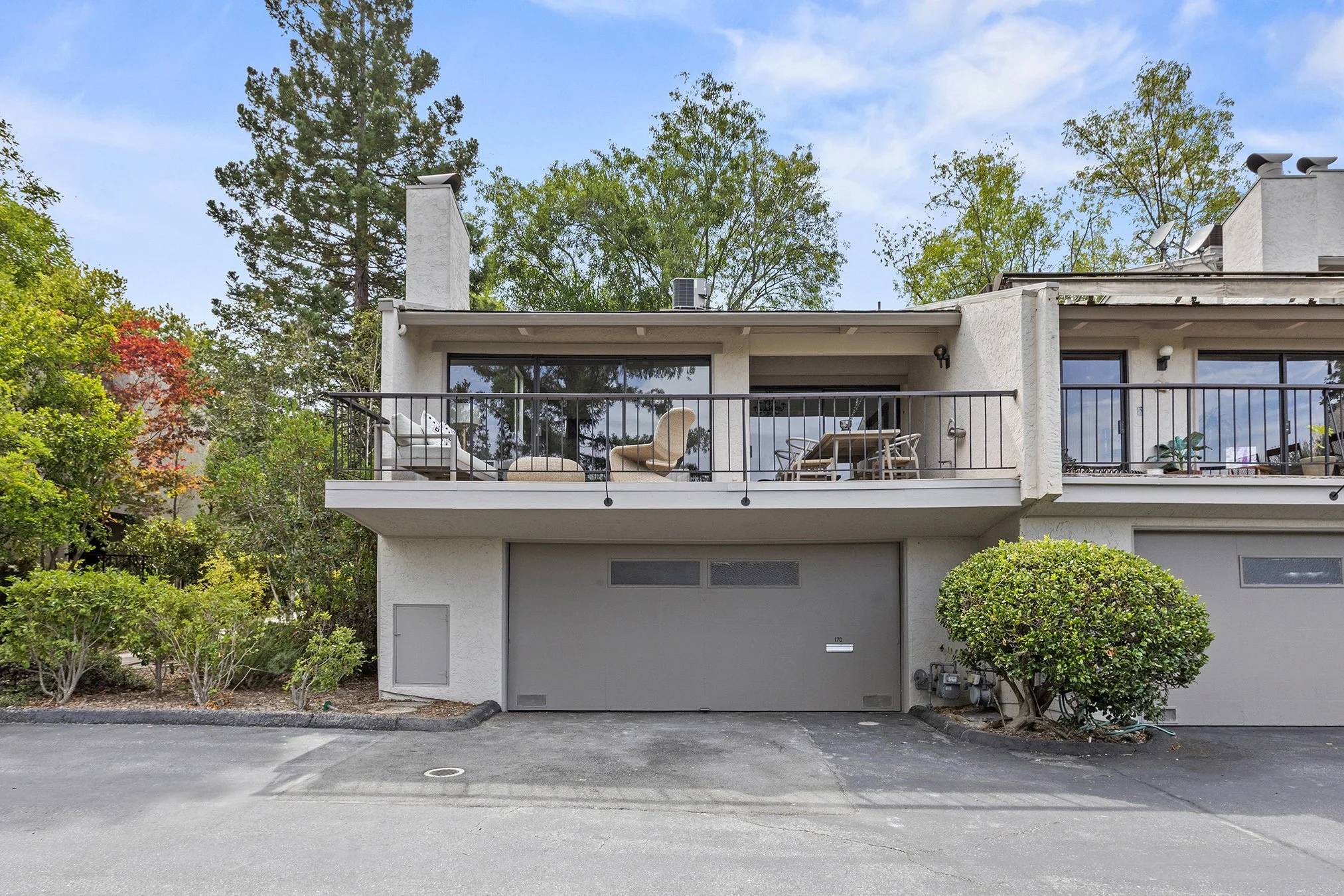 1270SandHill Rear1.jpg