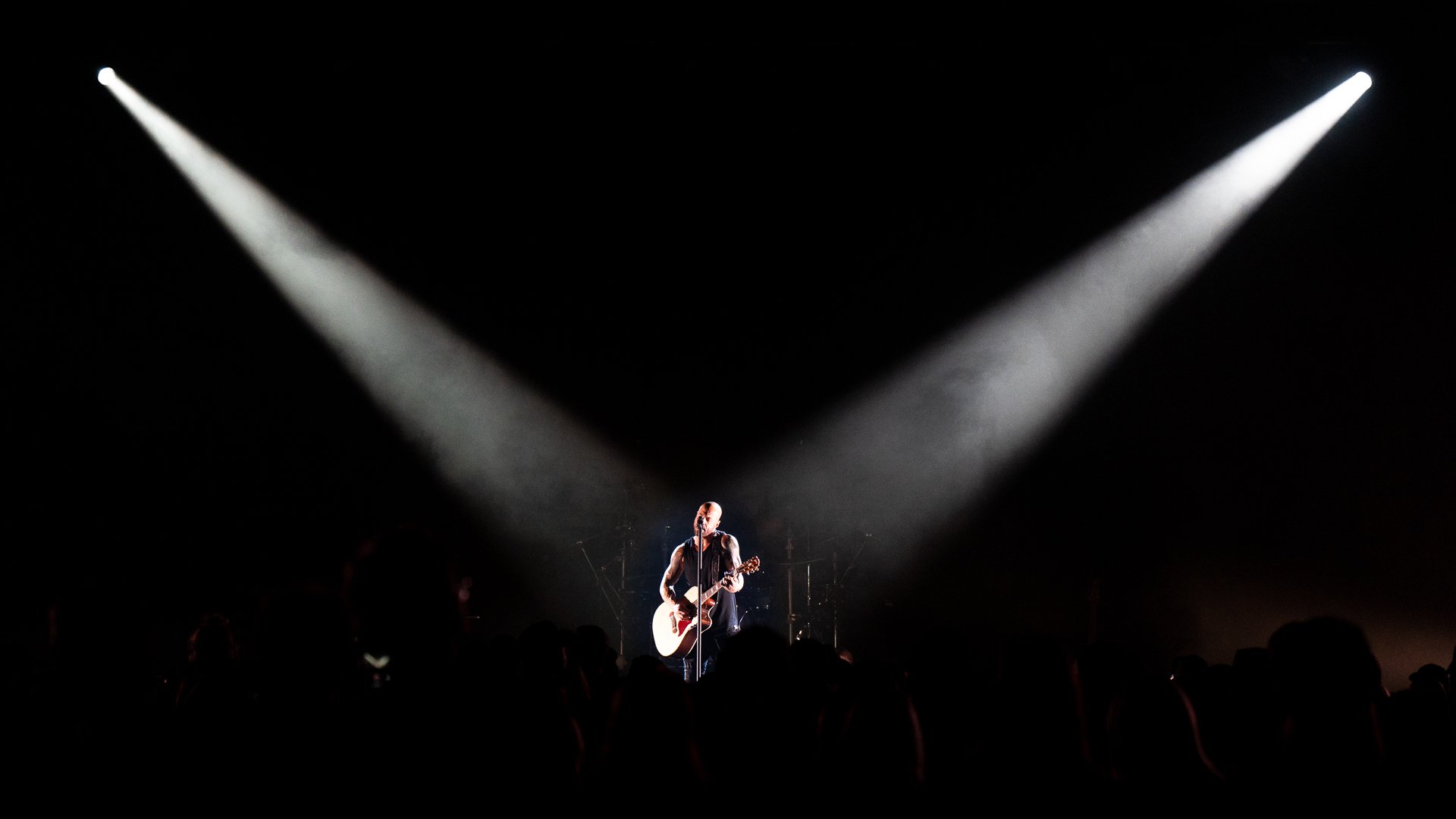Daughtry-Minot-North-Dakota-Norsk-Hostfest-2023-Music-Photography-Concert-Photography-Journomadic-by-Aaron-Chen-Photography-40.jpg