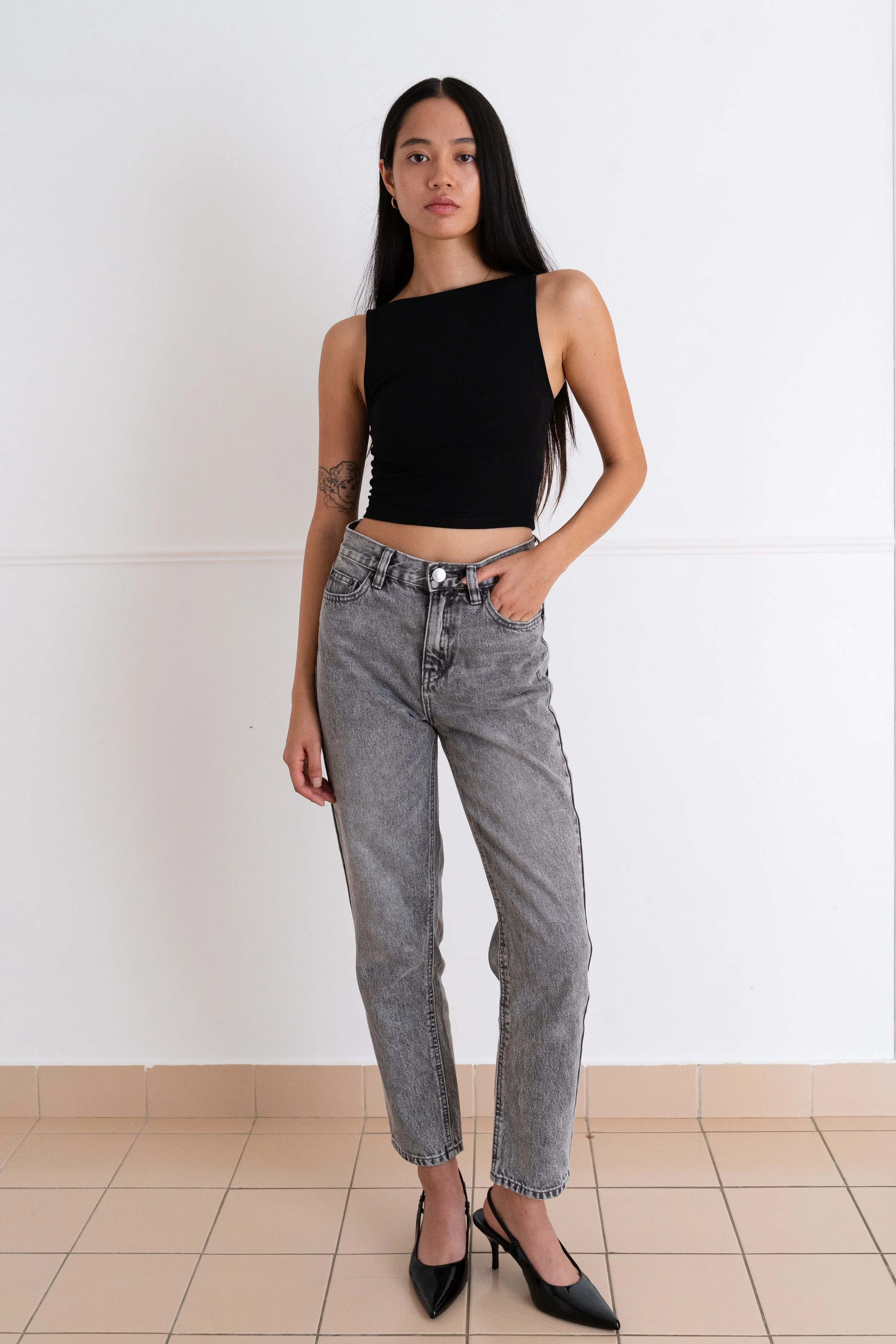 polas mannequin en studio a montpellier avec photographe jimmy marone