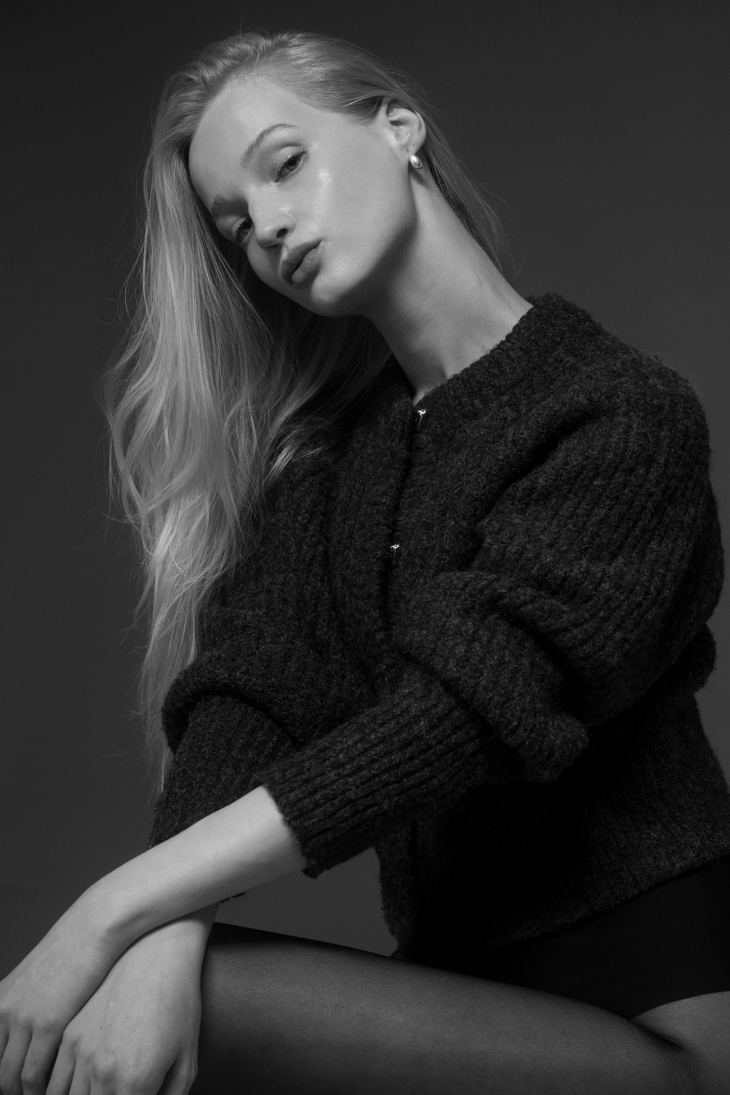 Book mannequin femme en noir et blanc par jimmy marone.jpg