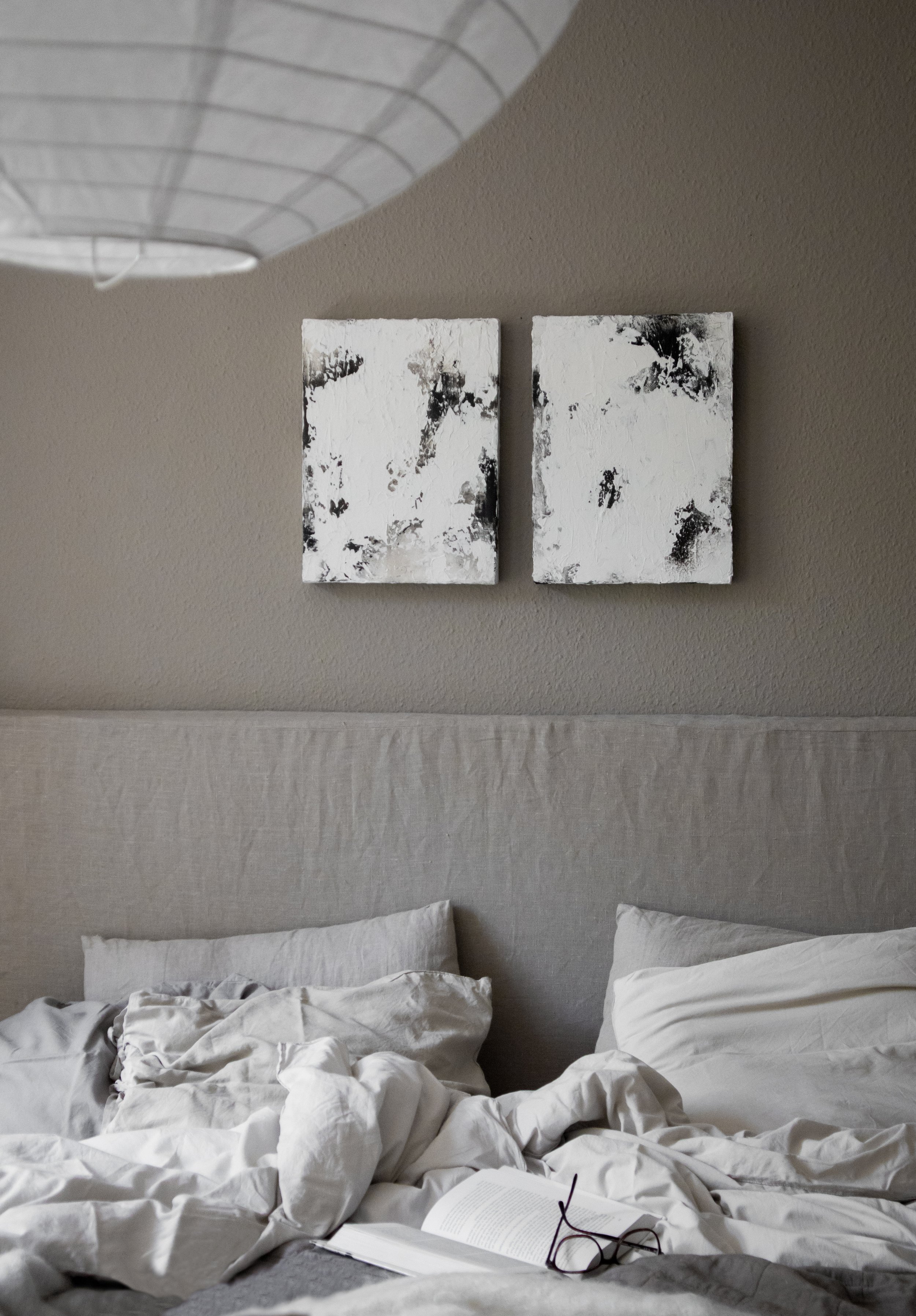 mn_canvas_promiseme_tobelong_messy_bedroom_miljoo2.jpg