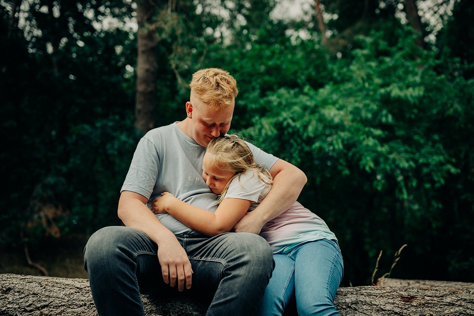 natuerliche-familienbilder-fotograf-kinder-eltern-geschenk_022.jpg