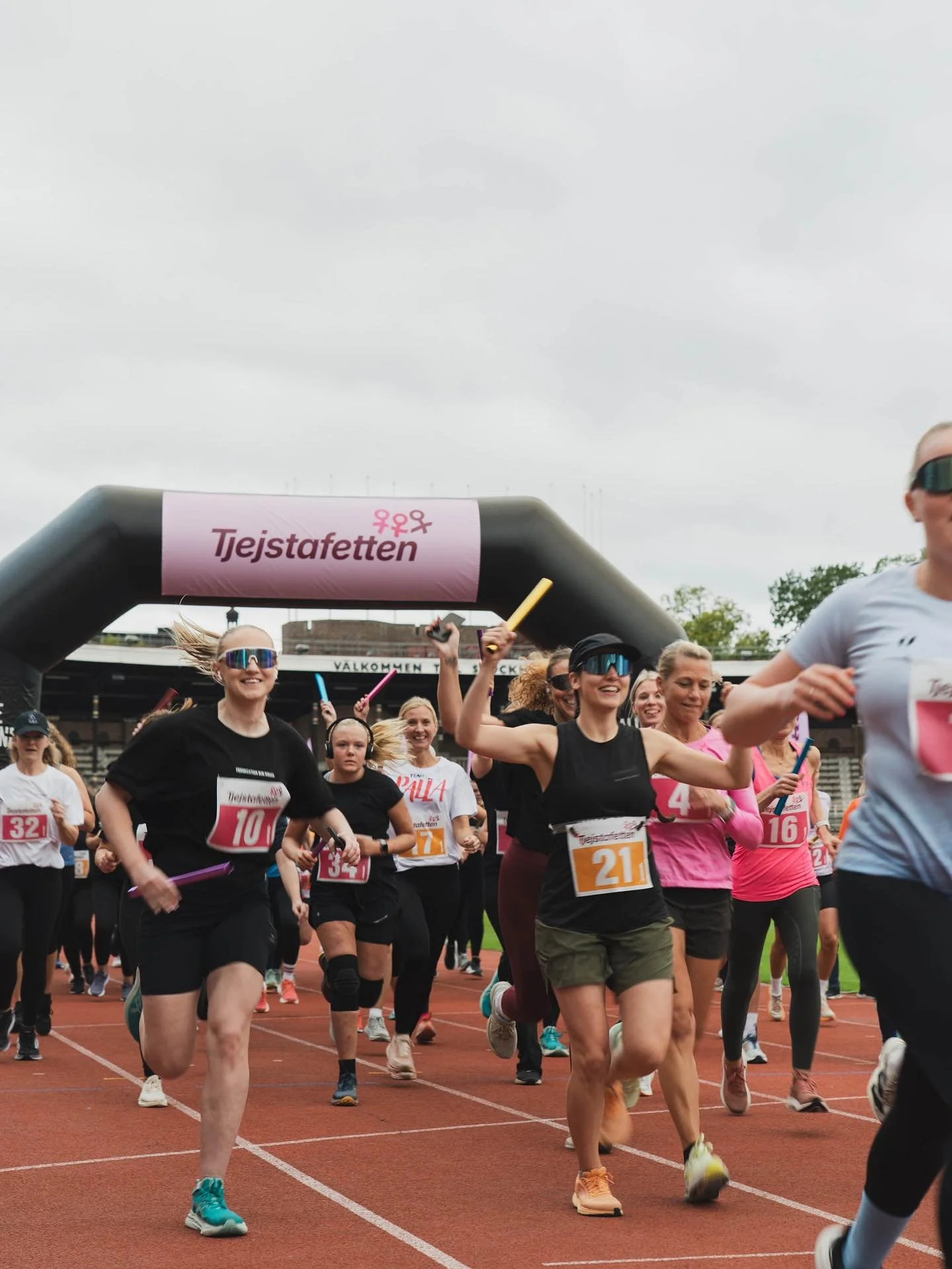 H&auml;r kommer del 2 med magiska bilder fr&aring;n v&aring;r fotograf Line💕✨

S&aring; fint att se hur alla sprang och bidrog &ndash; b&aring;de till den fina st&auml;mningen, viktiga budskap och till v&aring;ra fantastiska, medverkande organisatio