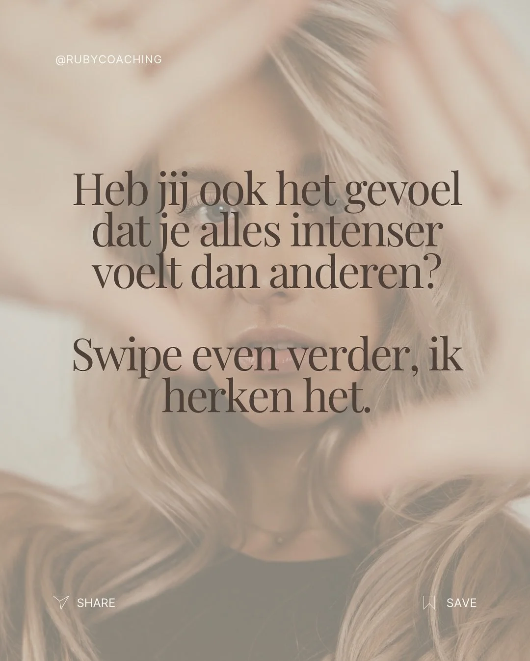 Herken je jezelf in deze dingen?

Dan wil ik je dit zeggen: je bent niet raar, niet zwak, en zeker niet &lsquo;te veel&rsquo;.
Je bent gevoelig en dat is juist iets moois.

Als HSP heb je andere behoeften, een ander tempo. En dat is helemaal ok&eacut