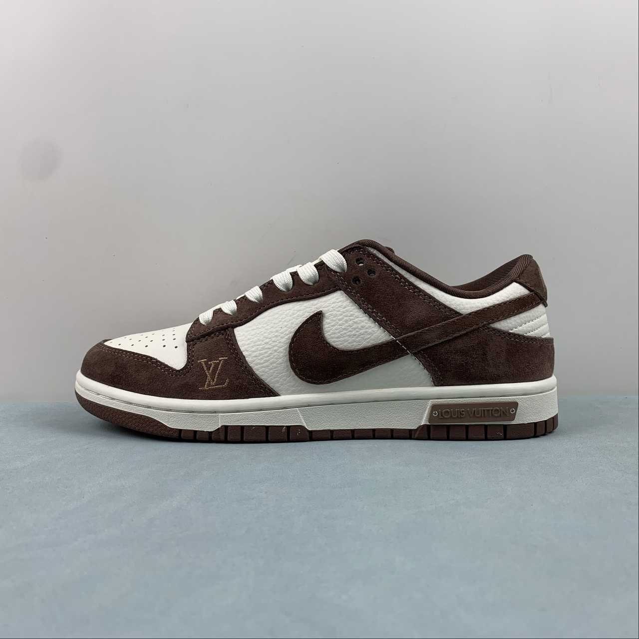 Nike Jordan 1 Low Louis Vuitton 11