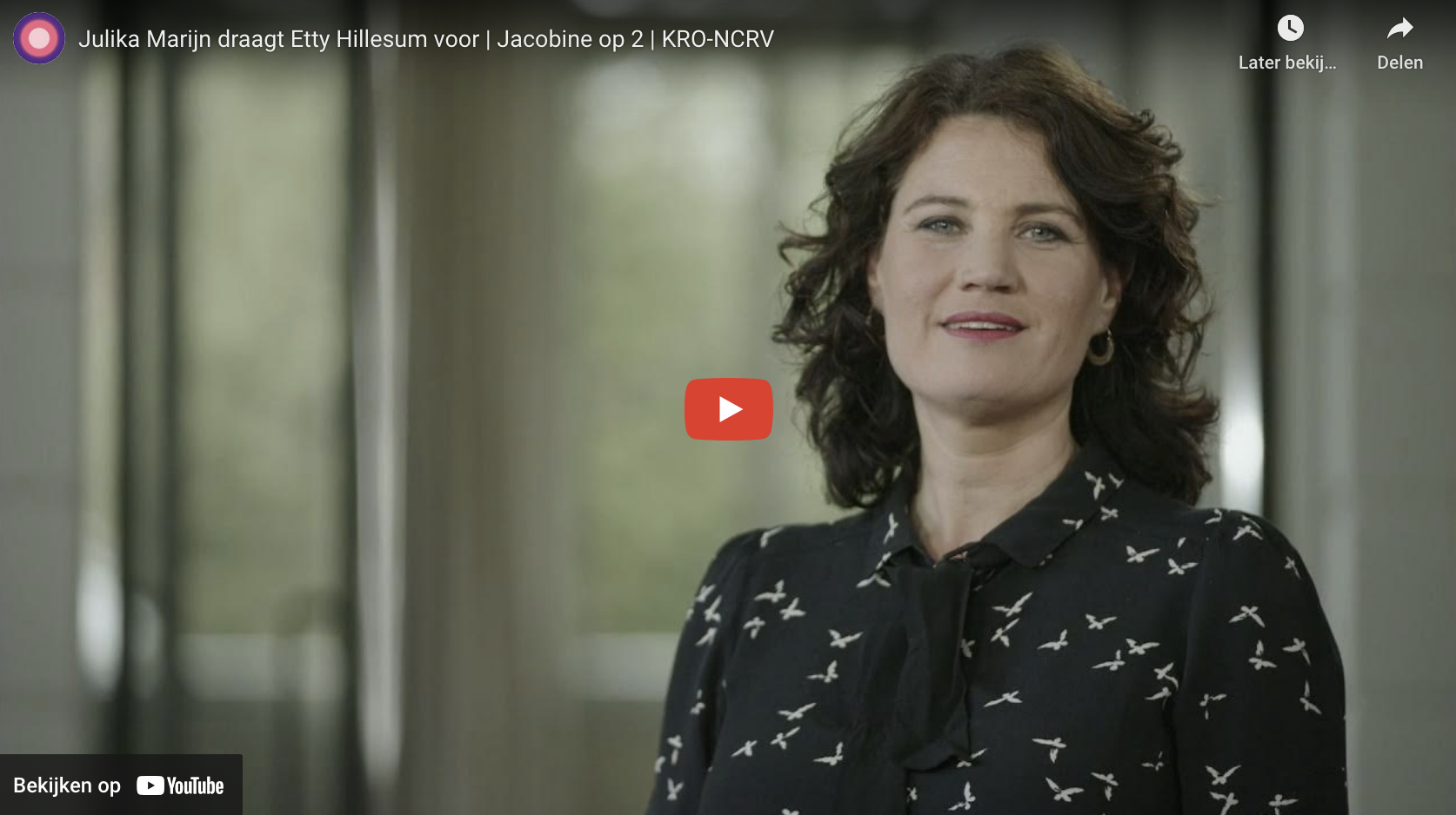 Jacobine Geel_Julika Marijn_voordracht .png