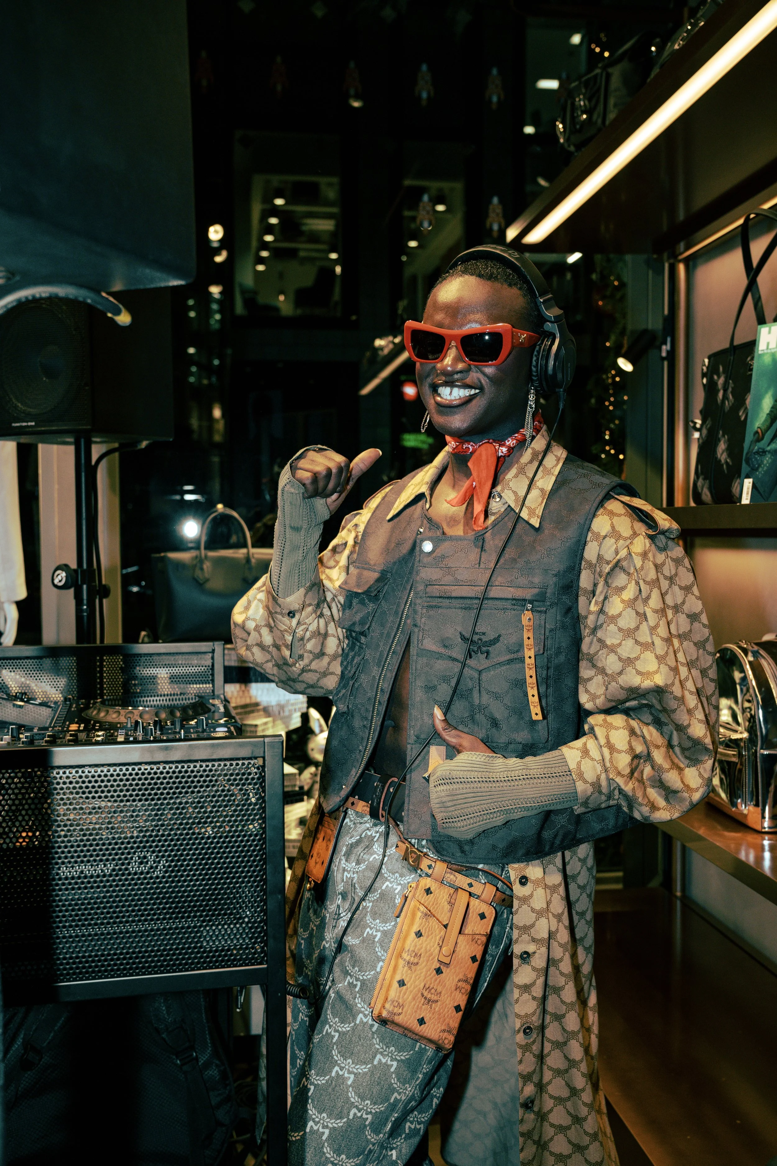 EMSHOOTSBANDS - HUNGER X MCM 4.jpeg